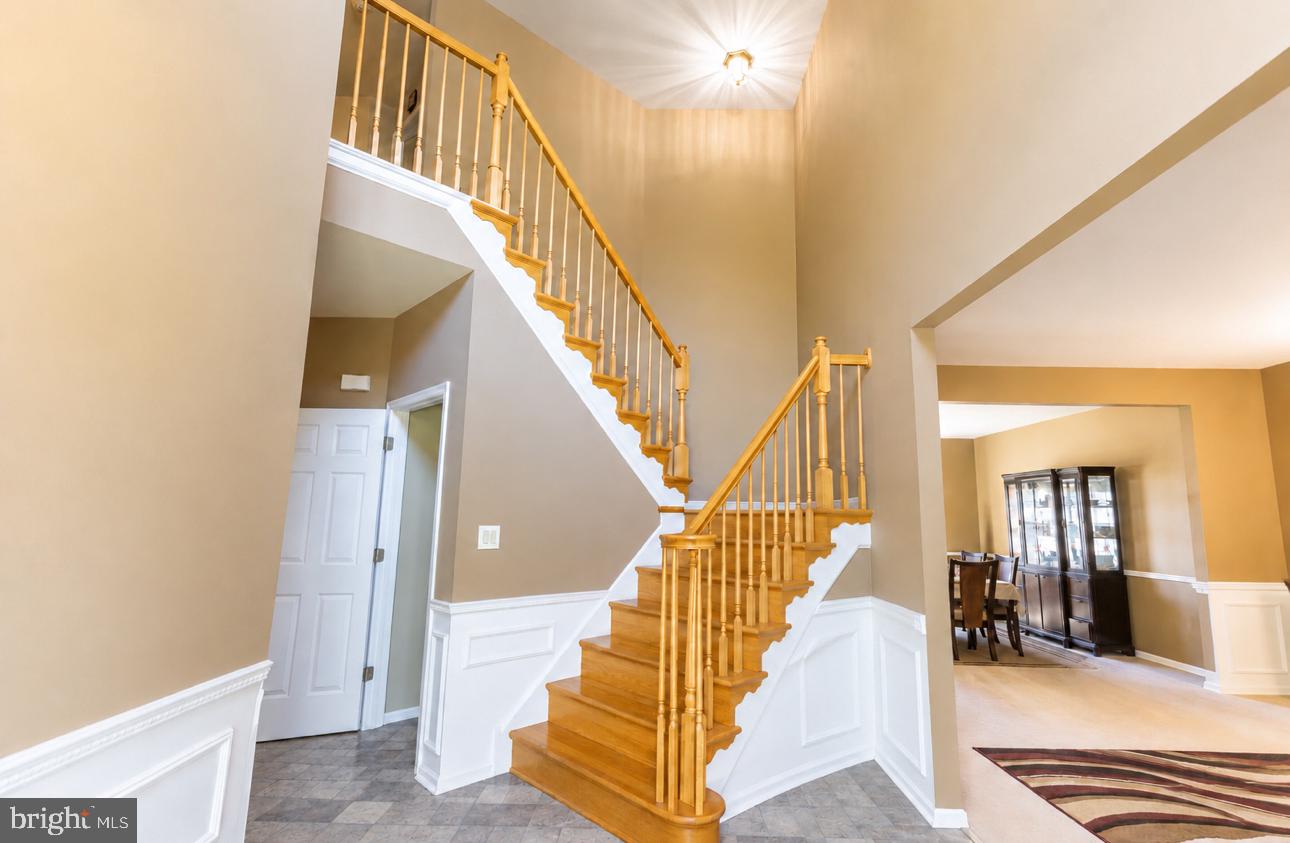 3 MACKENZIE COURT