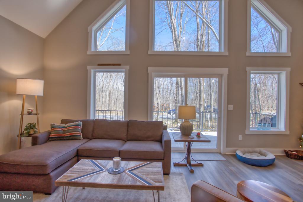 ALPINE LAKE  RESORT - Residential