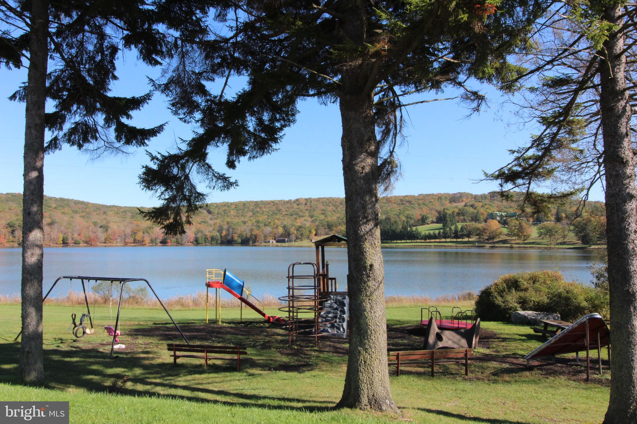 ALPINE LAKE  RESORT - Residential