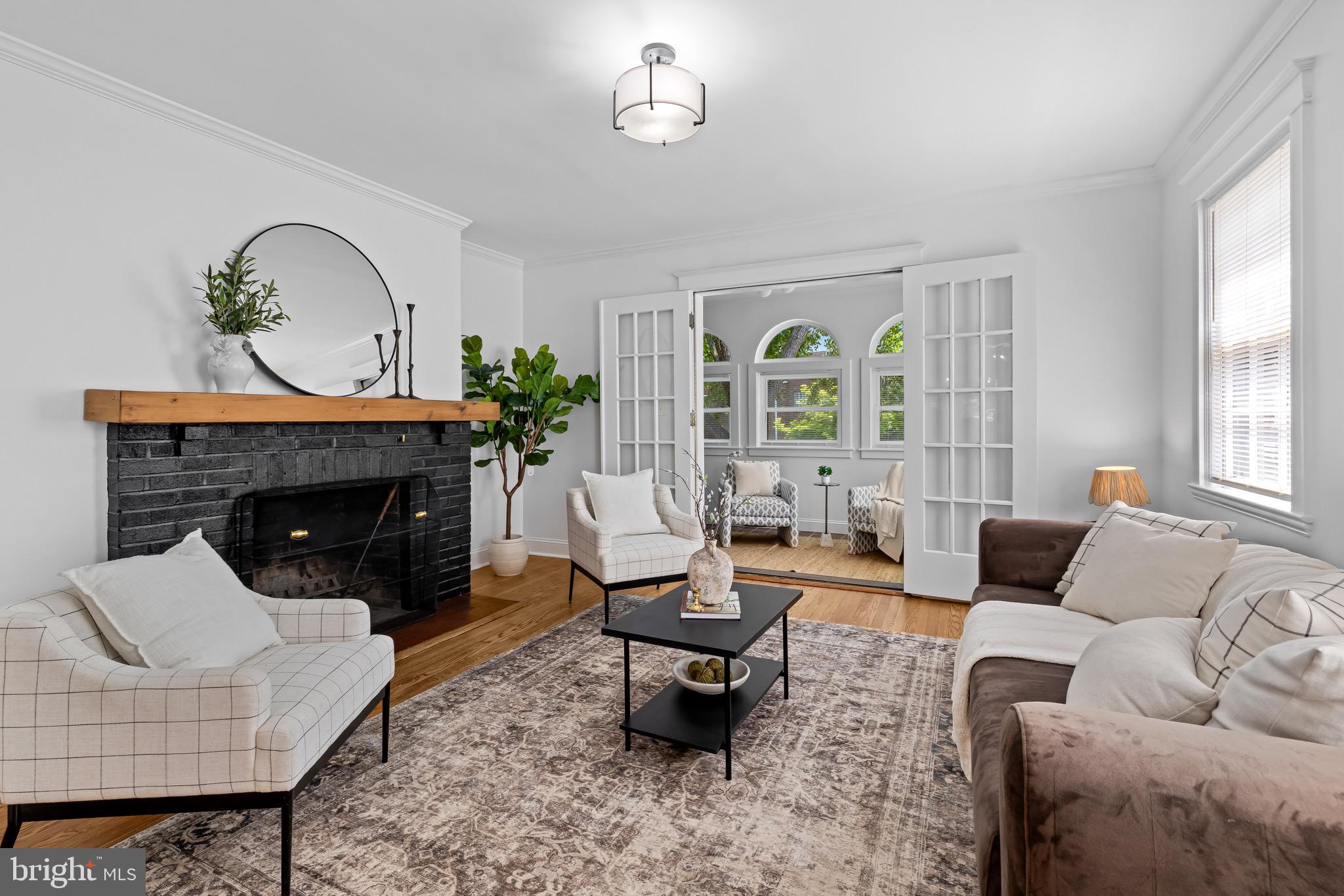 516 E 39TH STREET