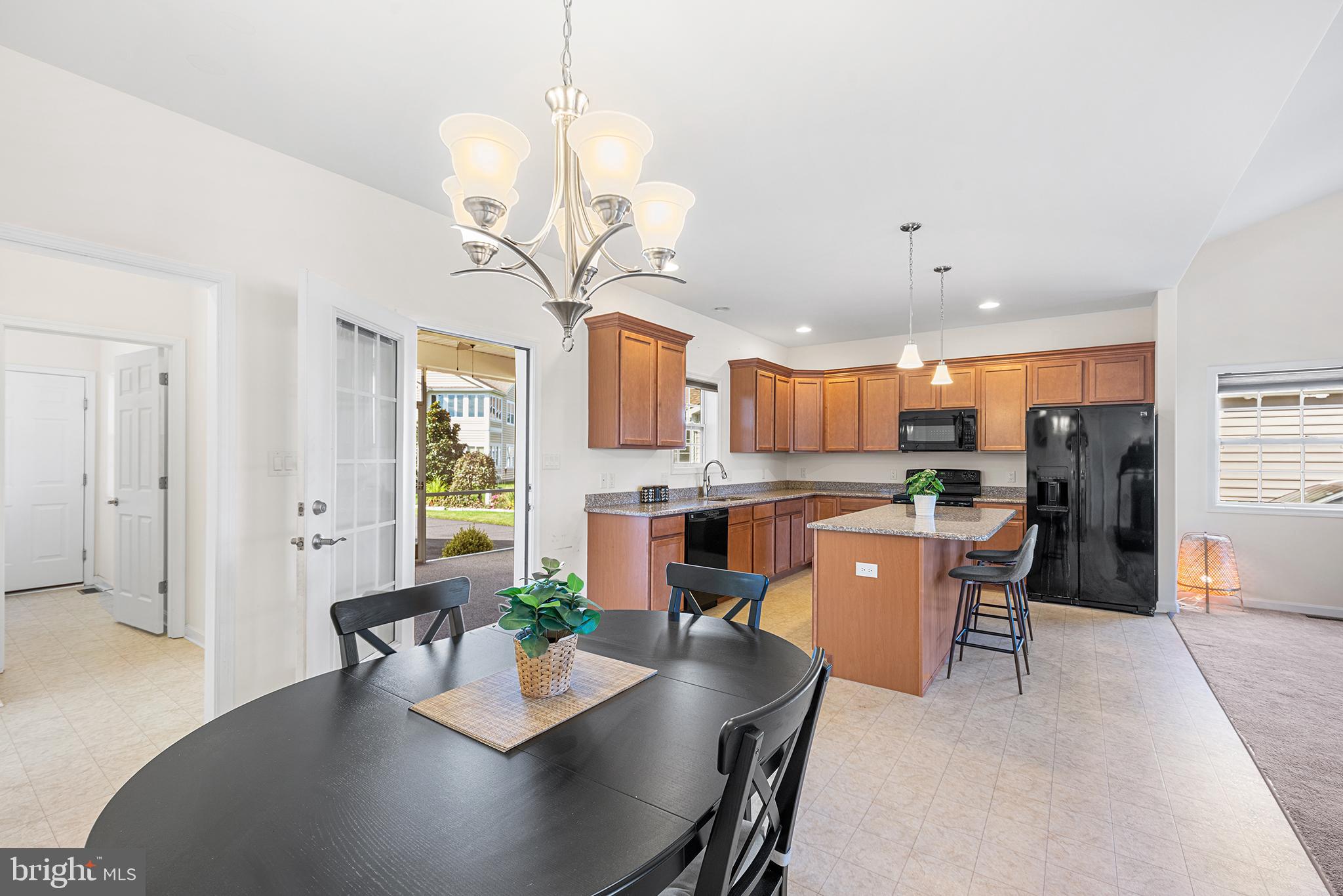 HEARTHSTONE MANOR - Residential