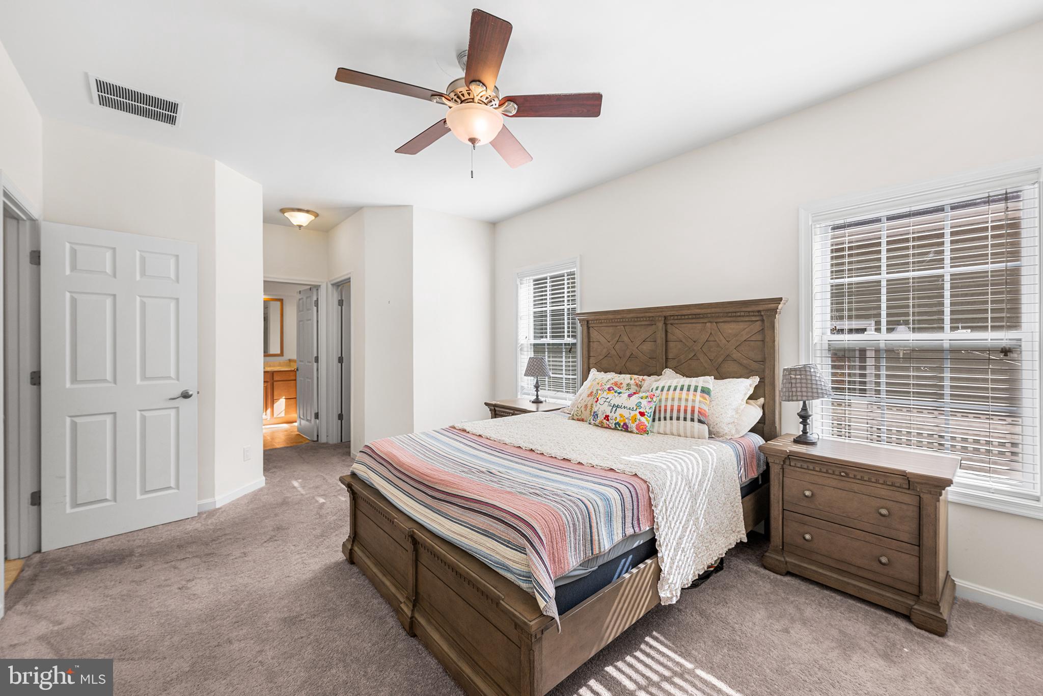 HEARTHSTONE MANOR - Residential