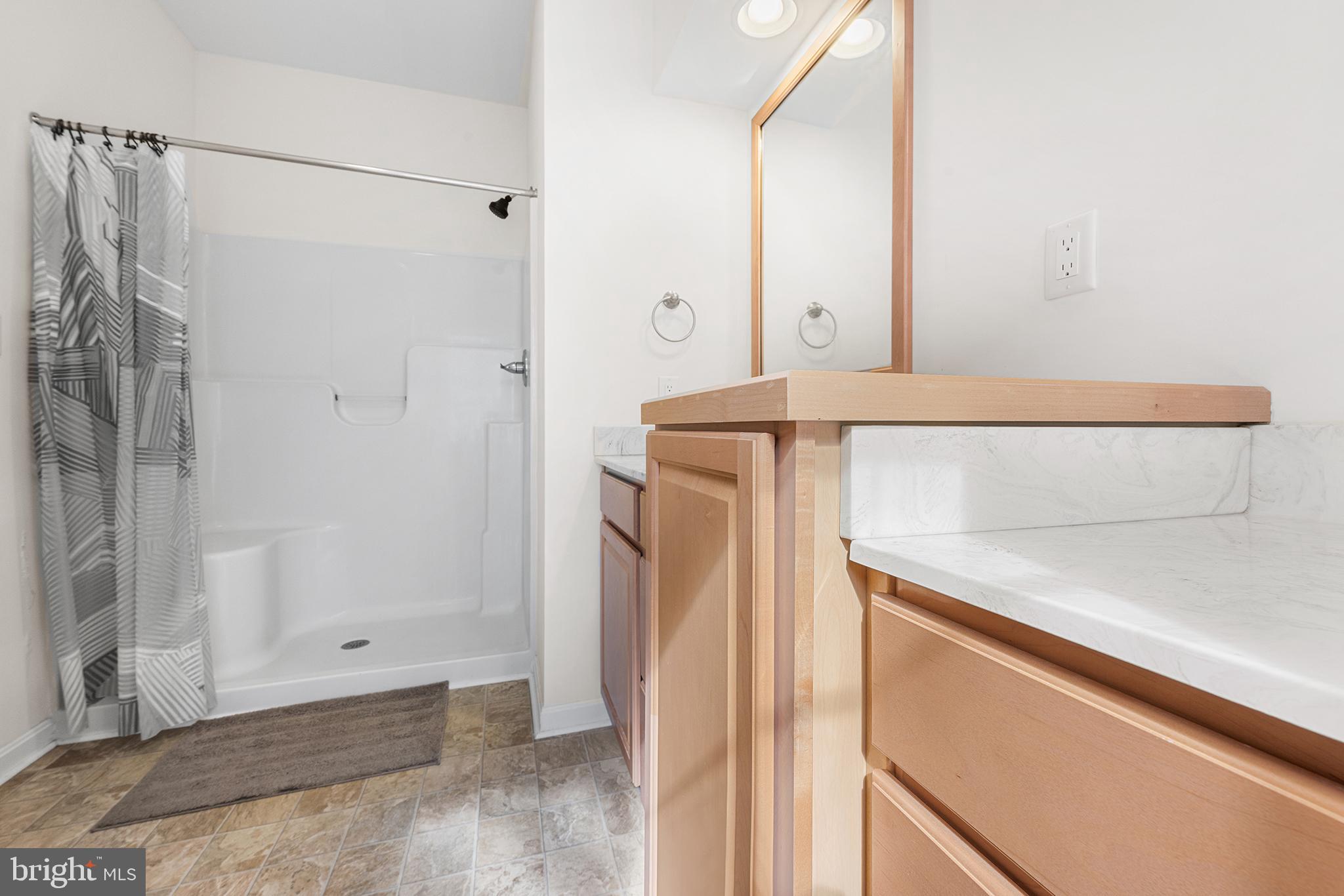 HEARTHSTONE MANOR - Residential