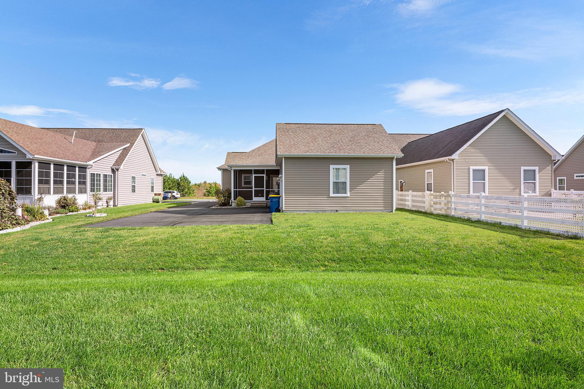 HEARTHSTONE MANOR - Residential