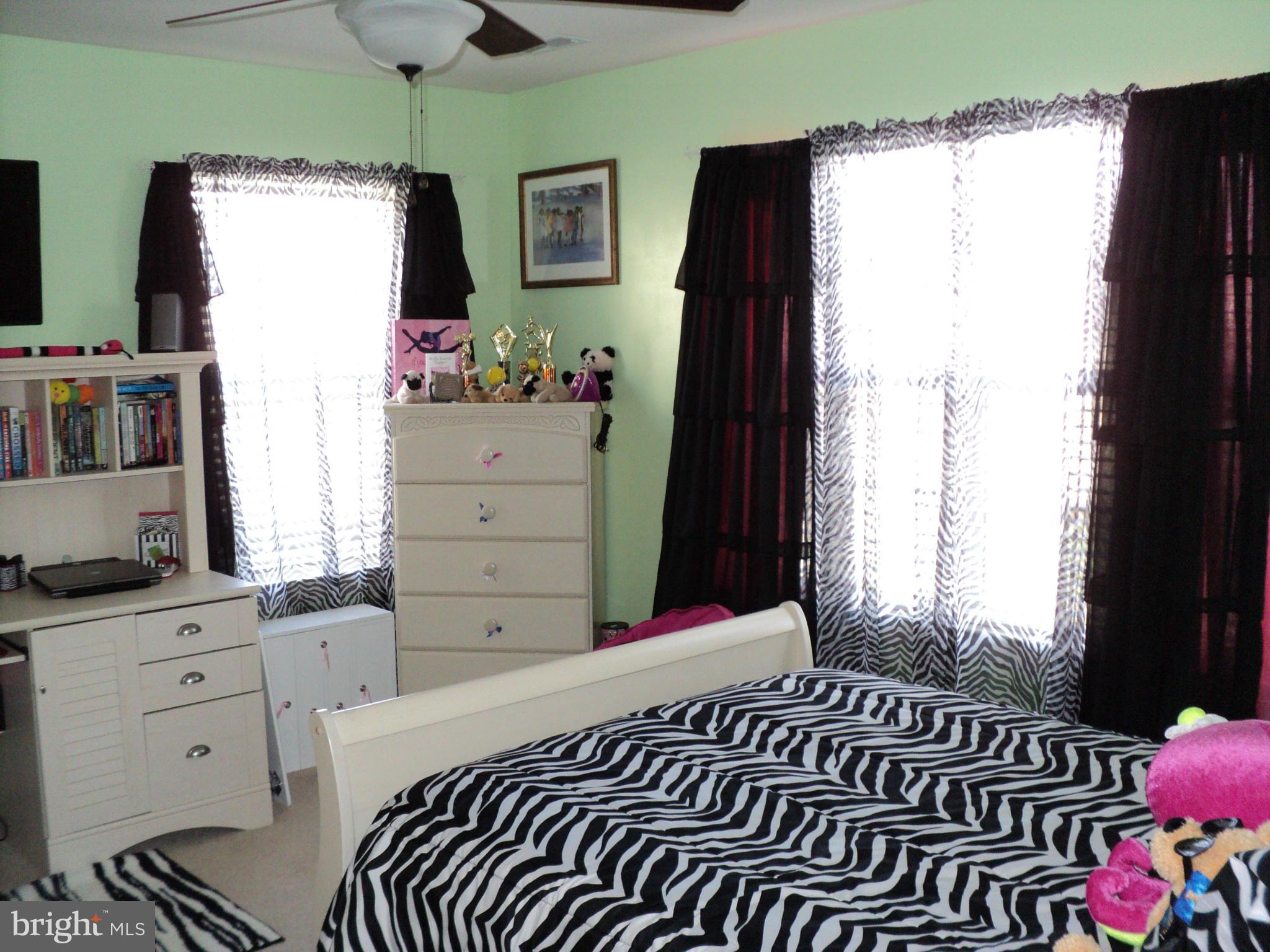 NORTH POINTE SUB - Residential