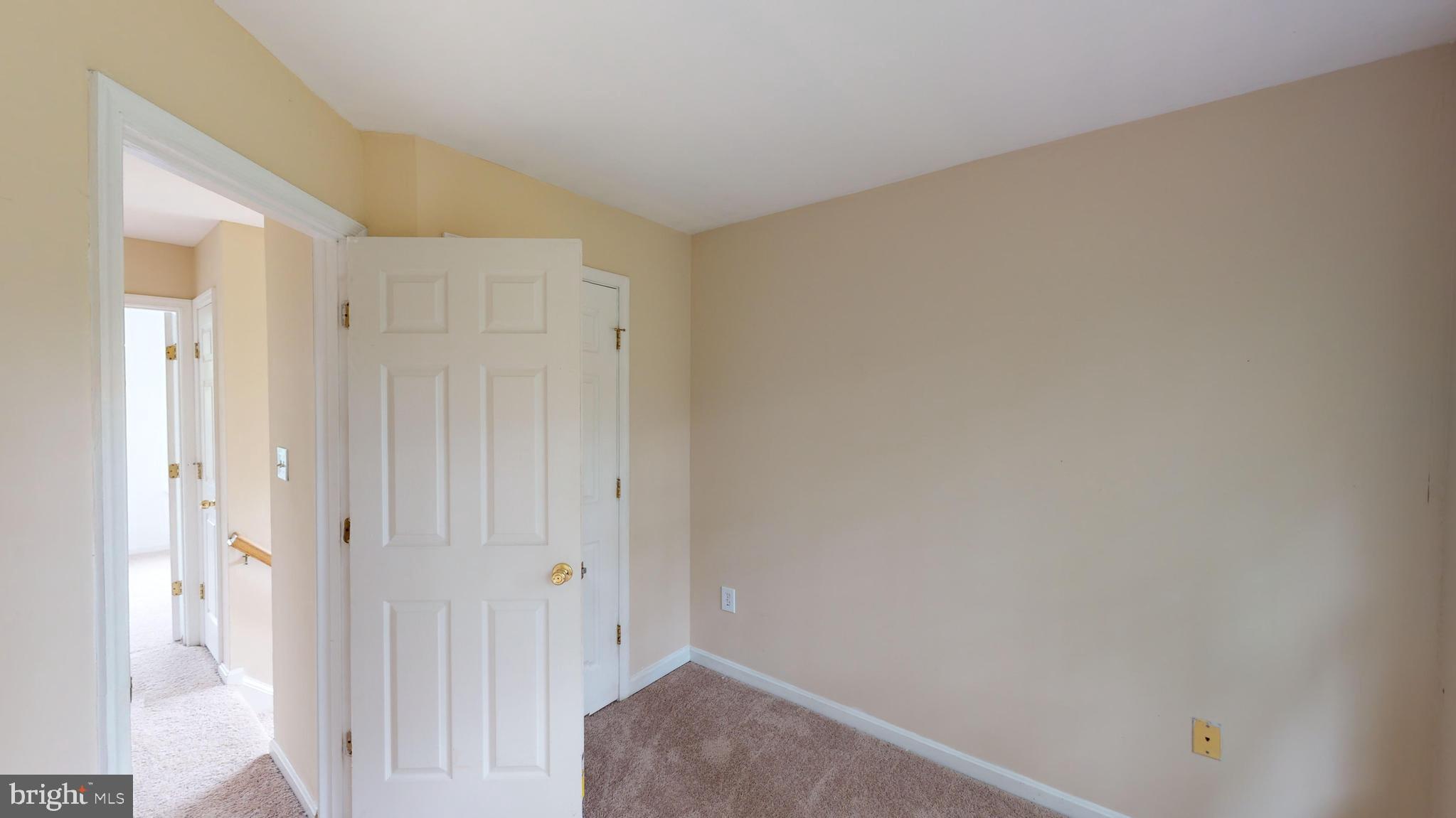 KINGS GRANT - Residential