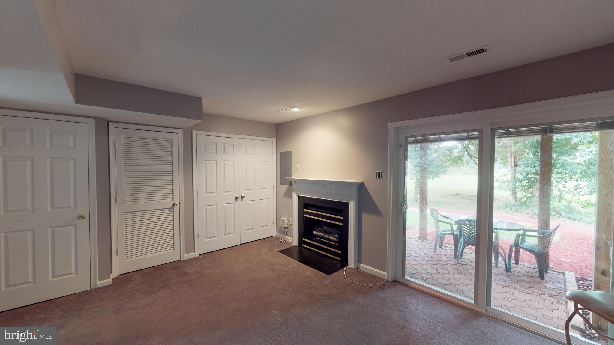 KINGS GRANT - Residential