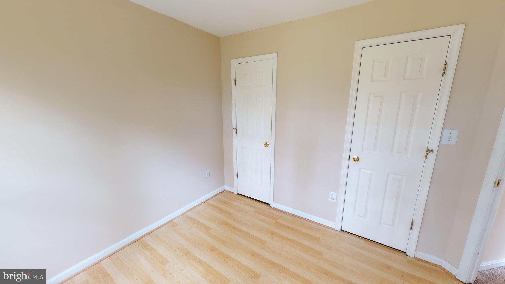 KINGS GRANT - Residential