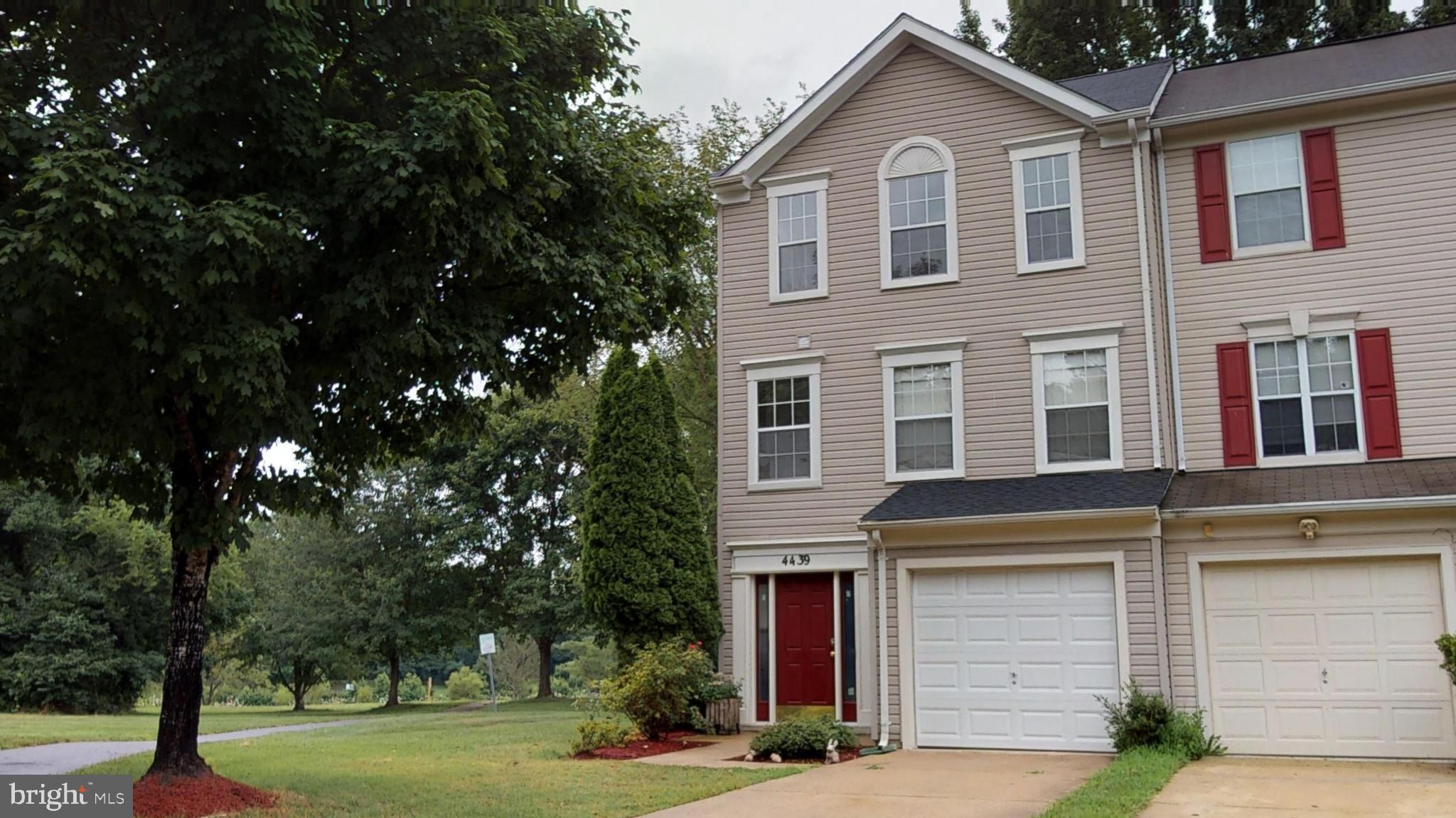 KINGS GRANT - Residential