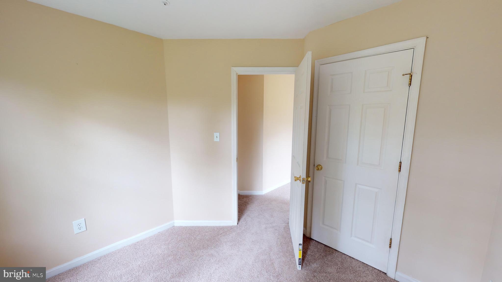 KINGS GRANT - Residential