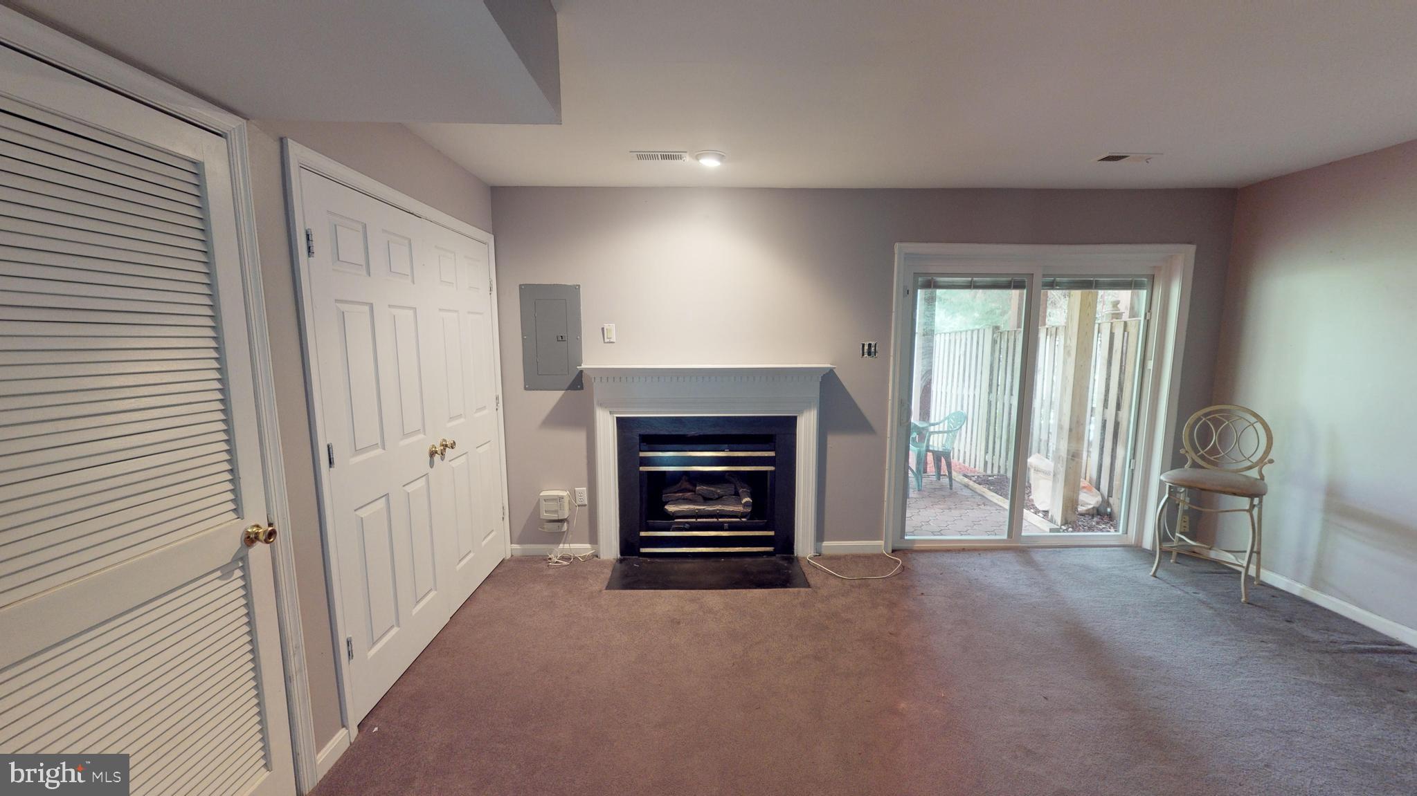 KINGS GRANT - Residential