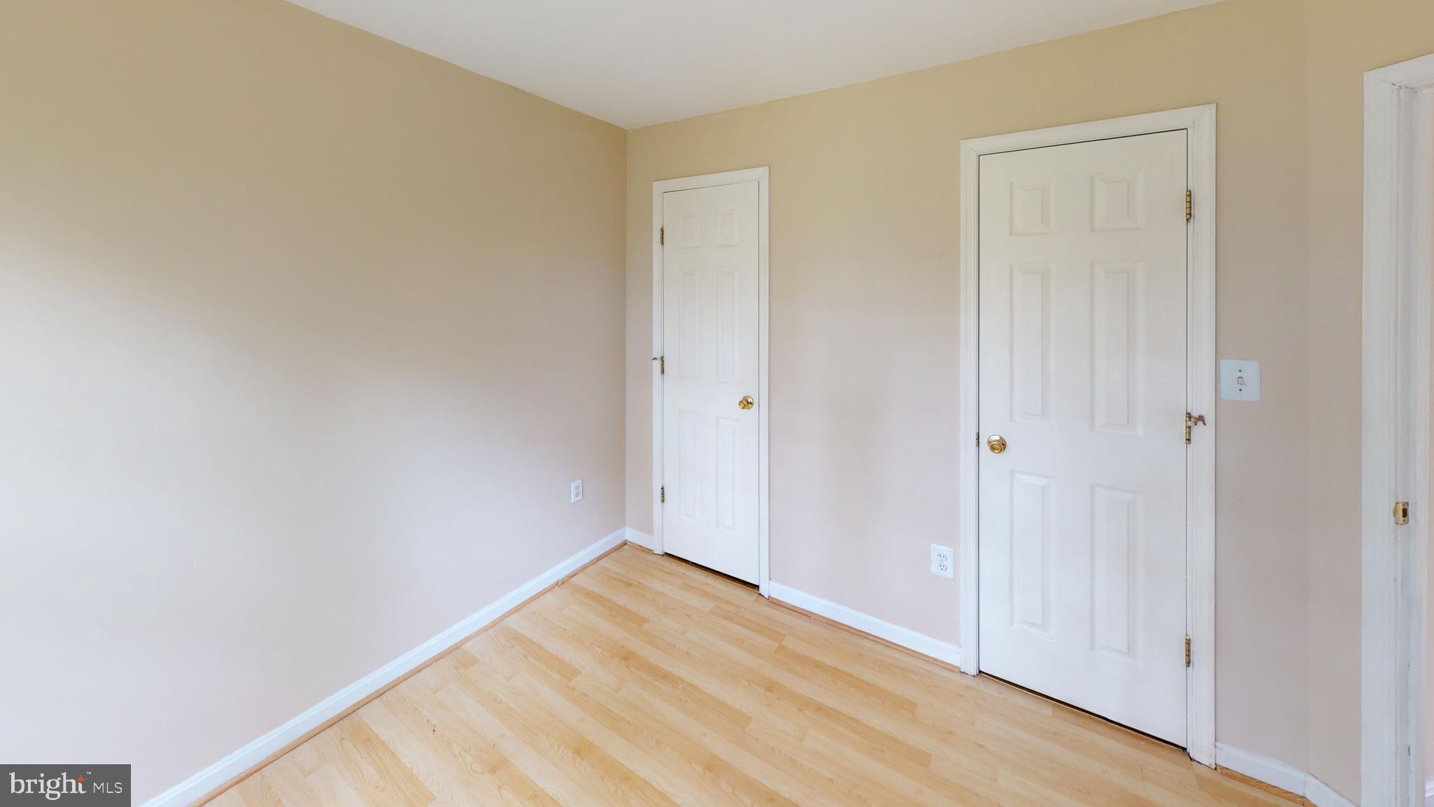 KINGS GRANT - Residential