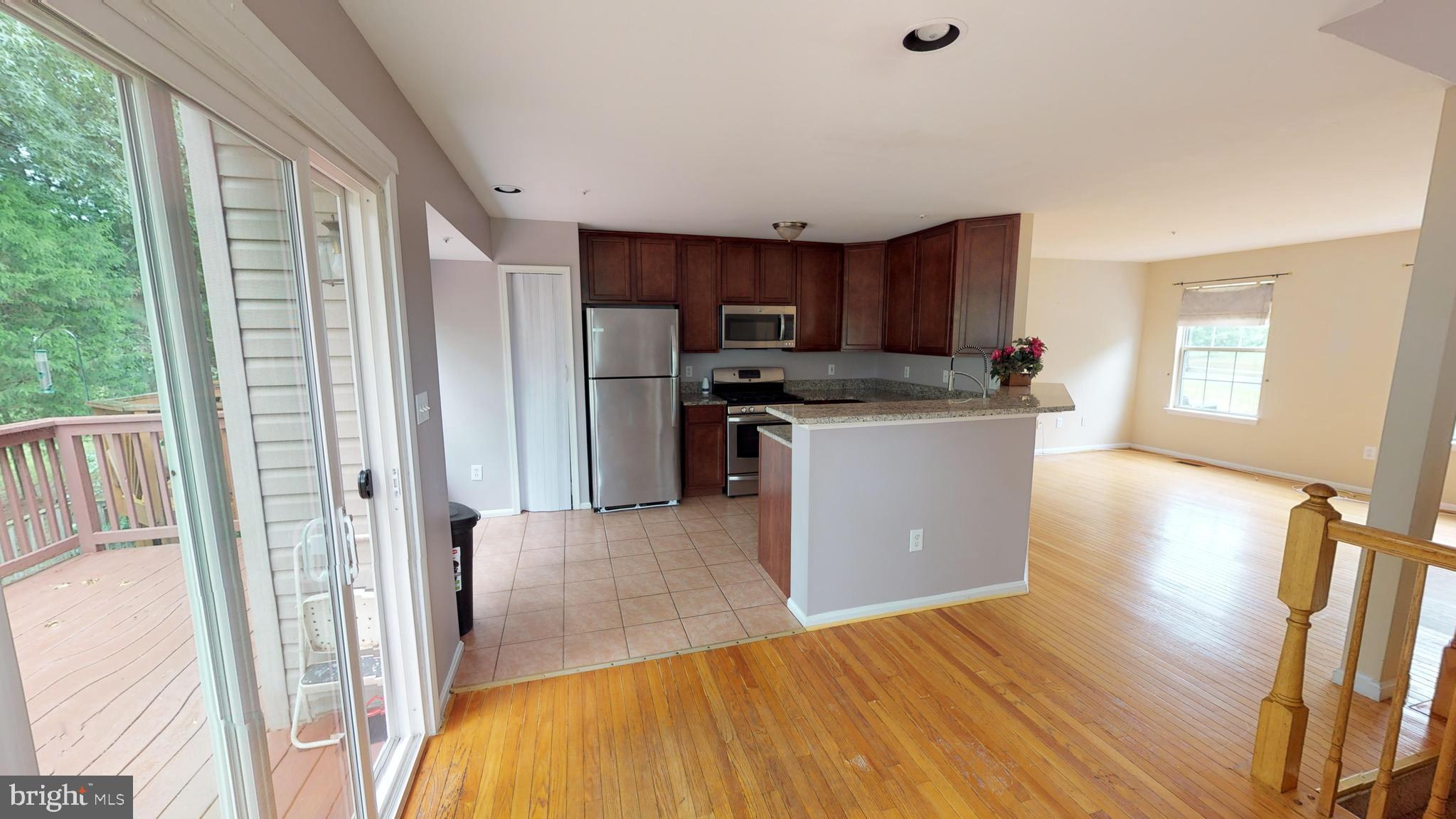 KINGS GRANT - Residential