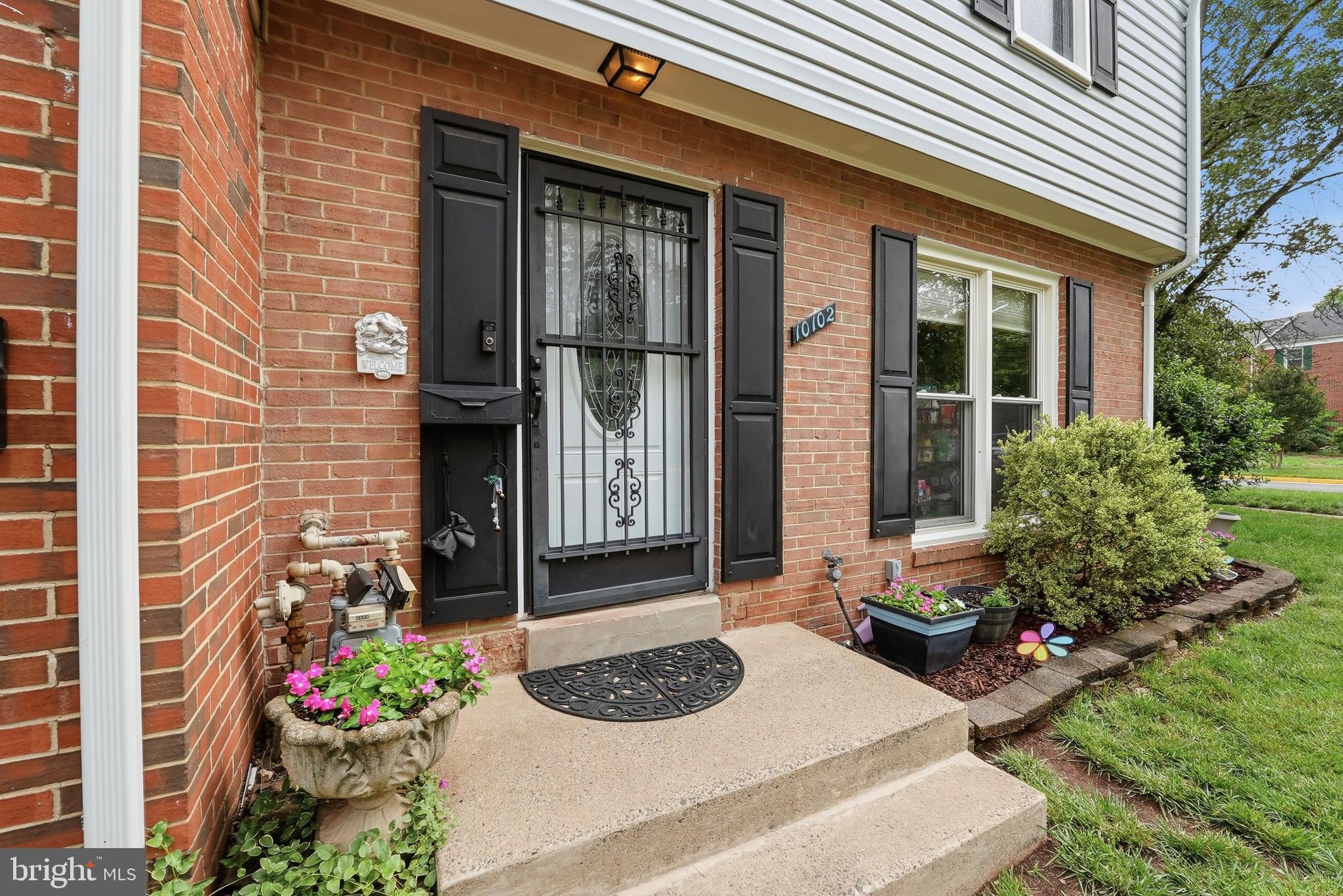 10102 HENRY COURT