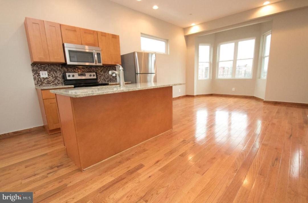 POINT BREEZE - Residential Lease