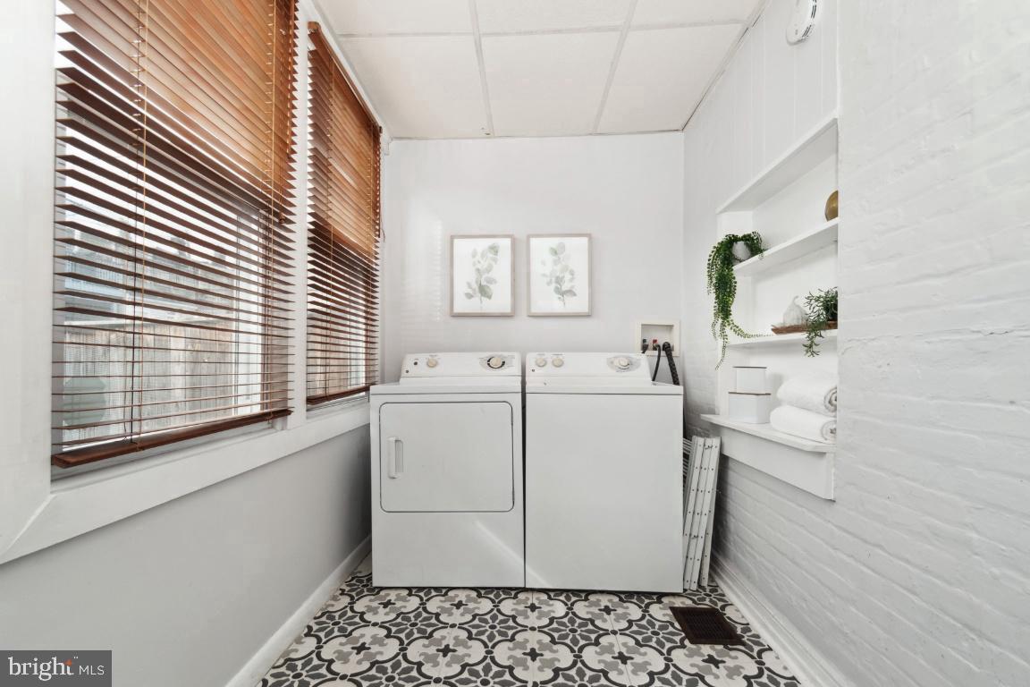 PATTERSON PARK - Residential Lease