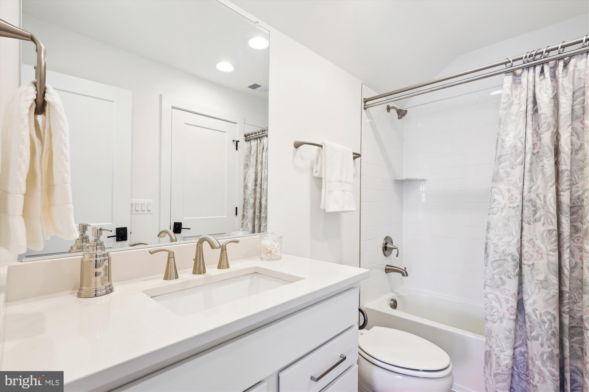 BERKSHIRE - Residential