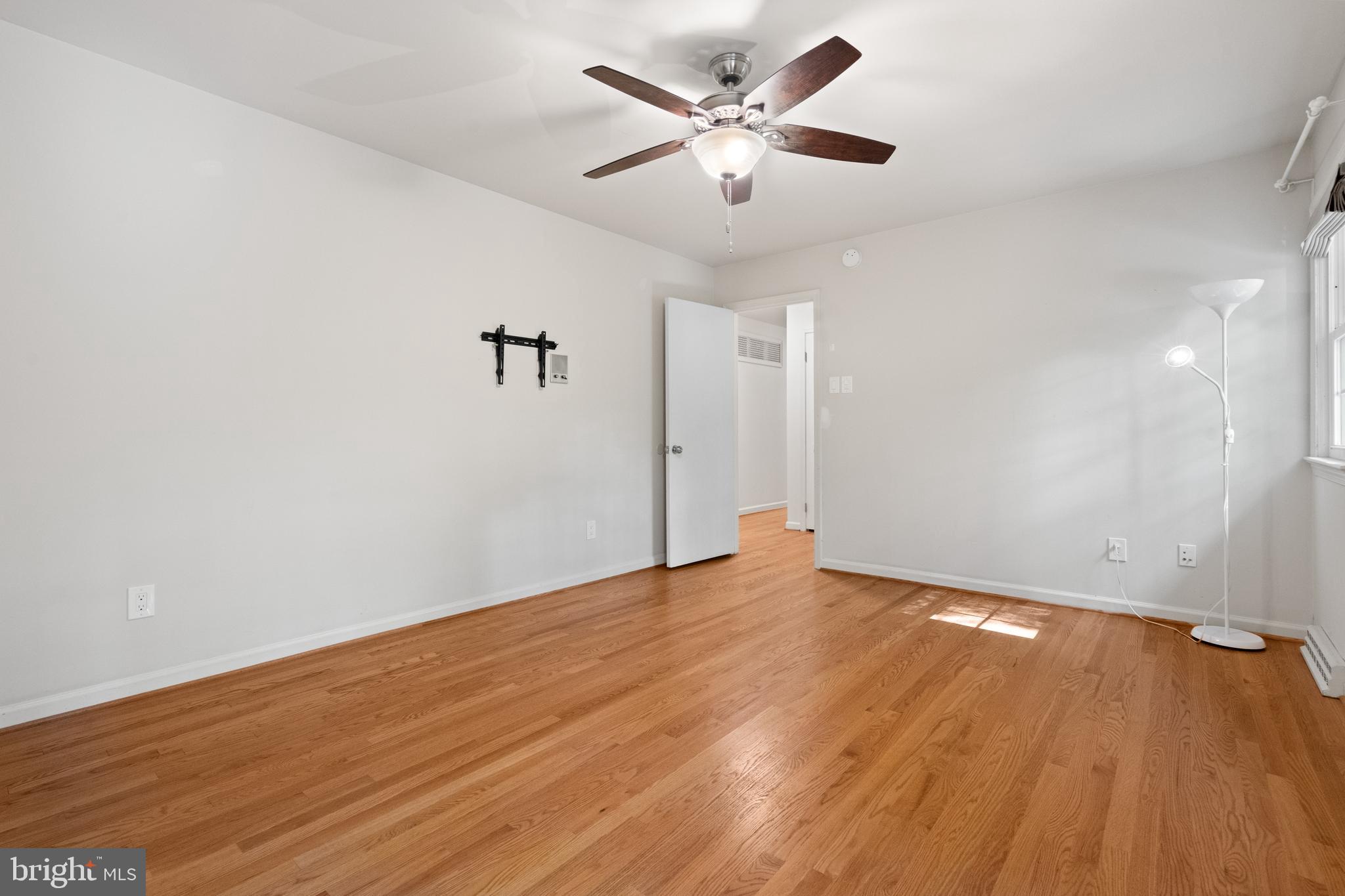 CAMELOT - Residential