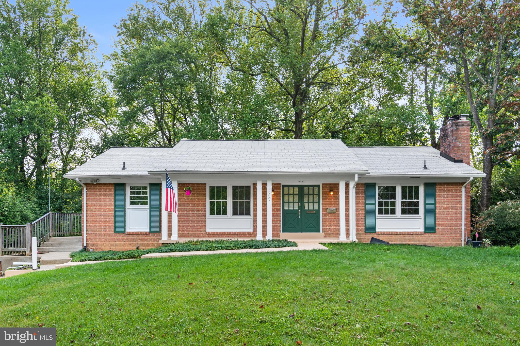 CAMELOT - Residential