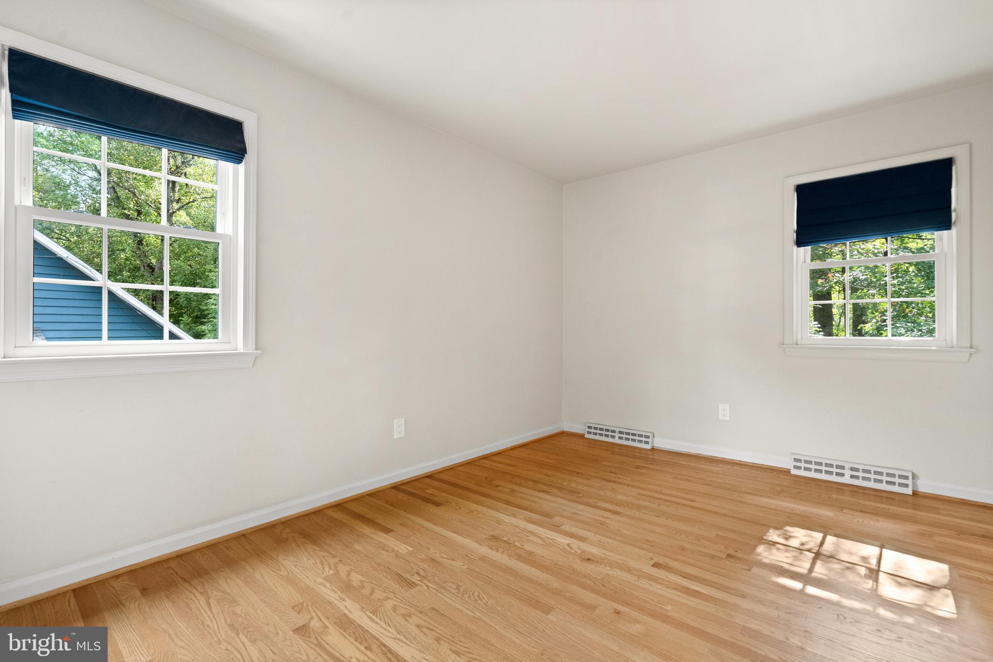 CAMELOT - Residential