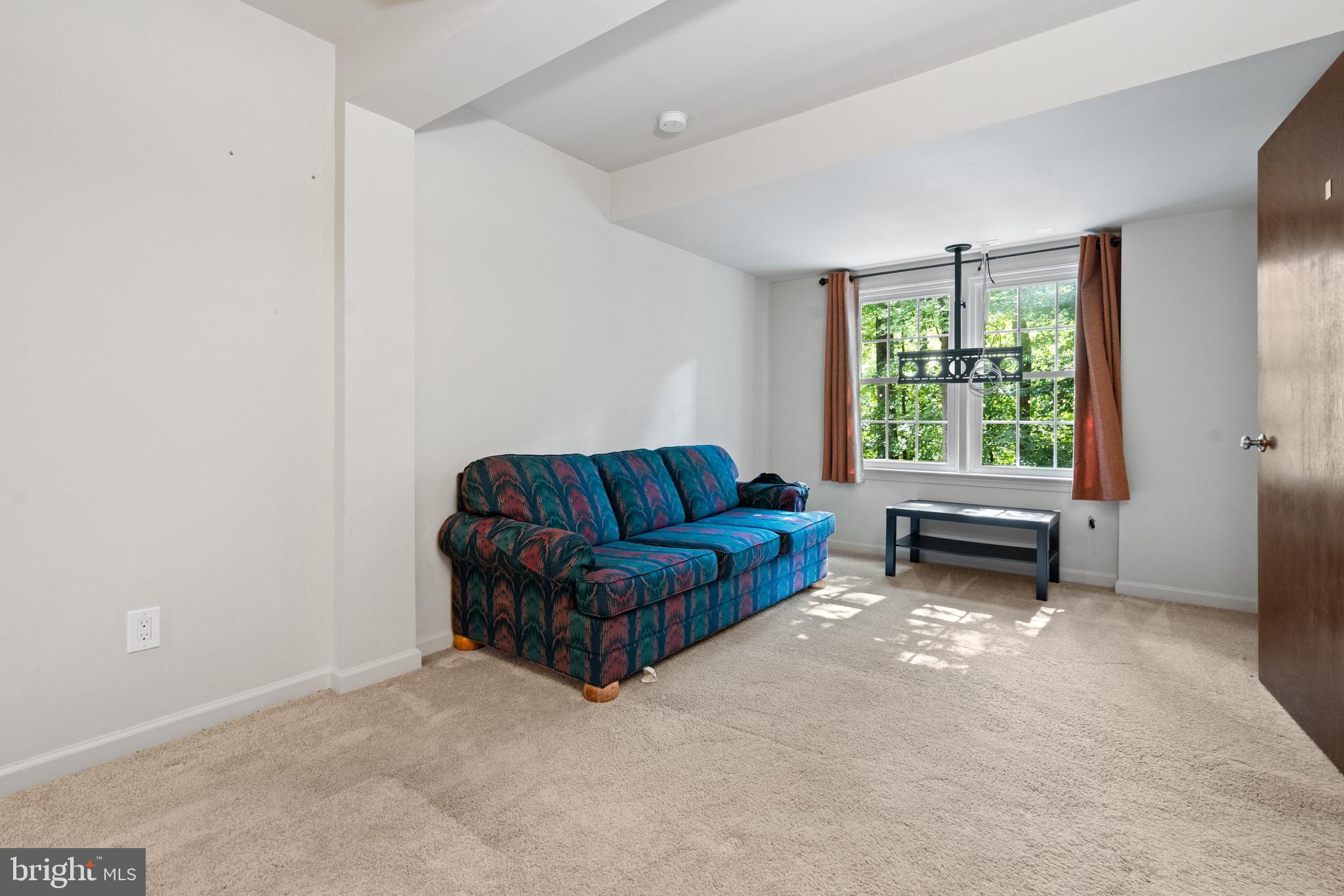 CAMELOT - Residential