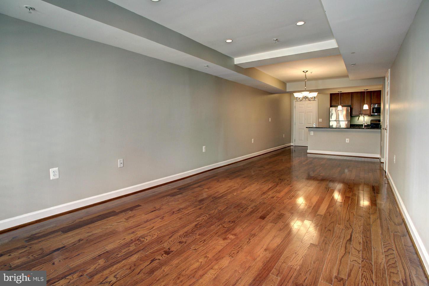 WEST VILLAGE OF SHIRLINGTON - Residential