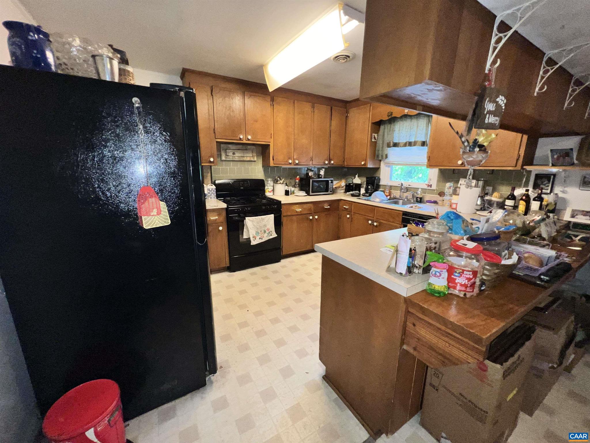 UNKNOWN - Residential