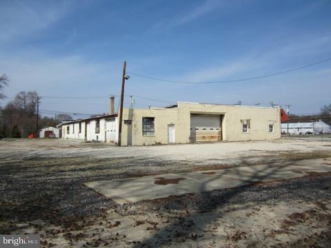 Tiny photo for 304 Harding Highway, CARNEYS POINT, NJ 08069 (MLS # NJSA2006152)