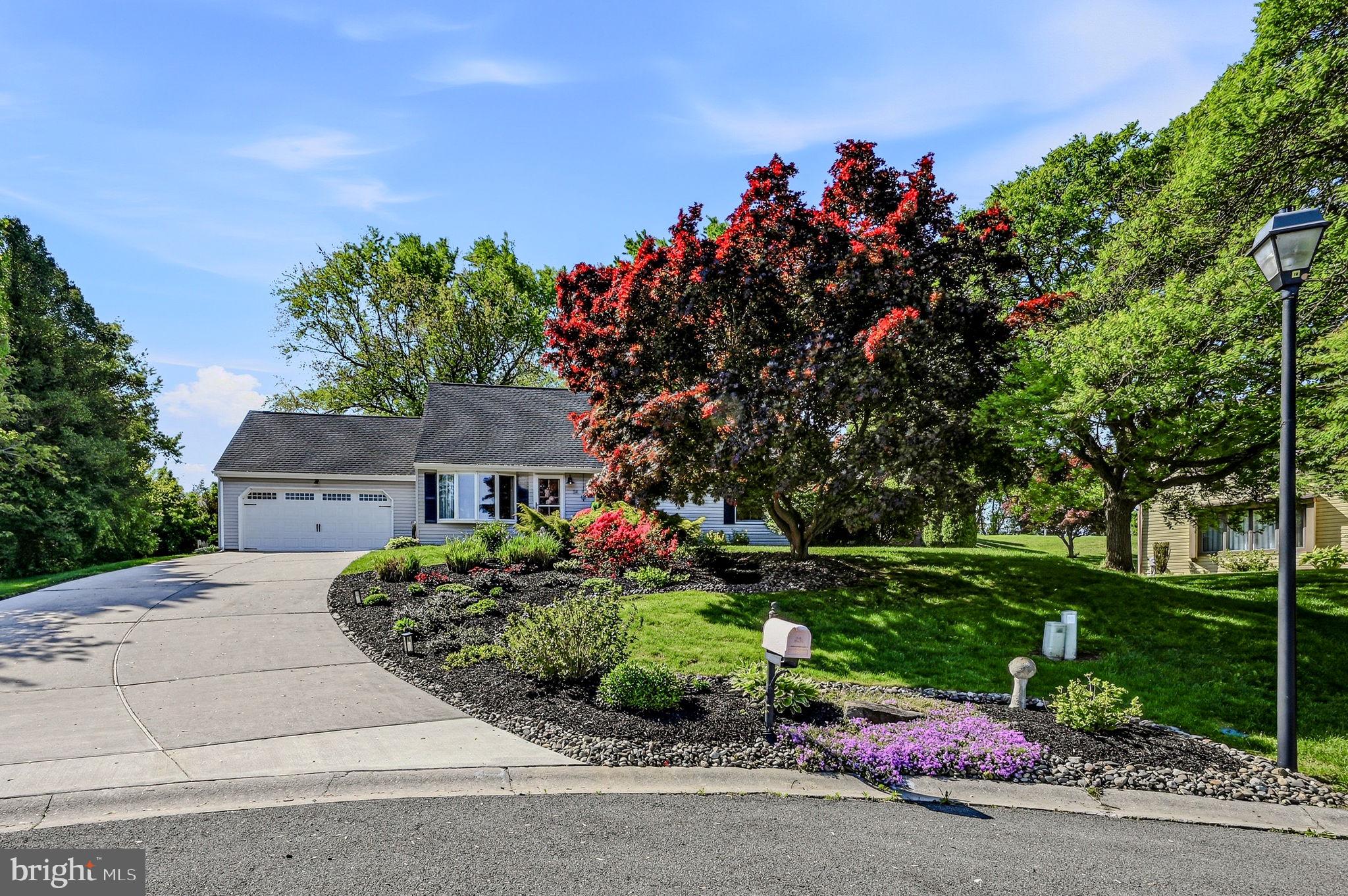 14 CAROUSEL COURT
