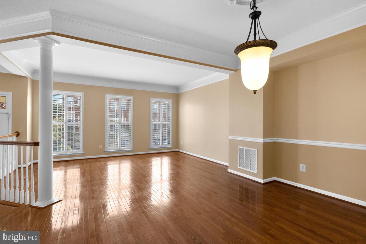 BROADLANDS SOUTH - Residential Lease