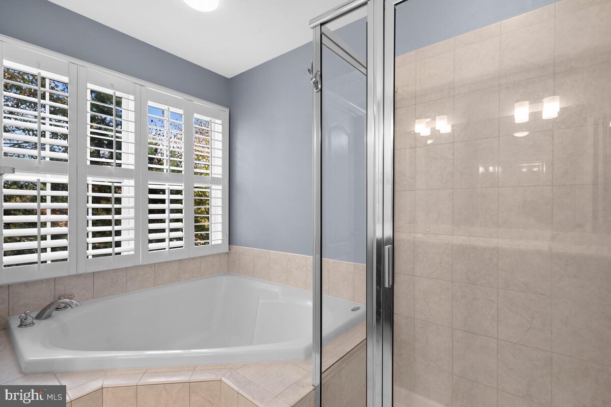 BROADLANDS SOUTH - Residential Lease