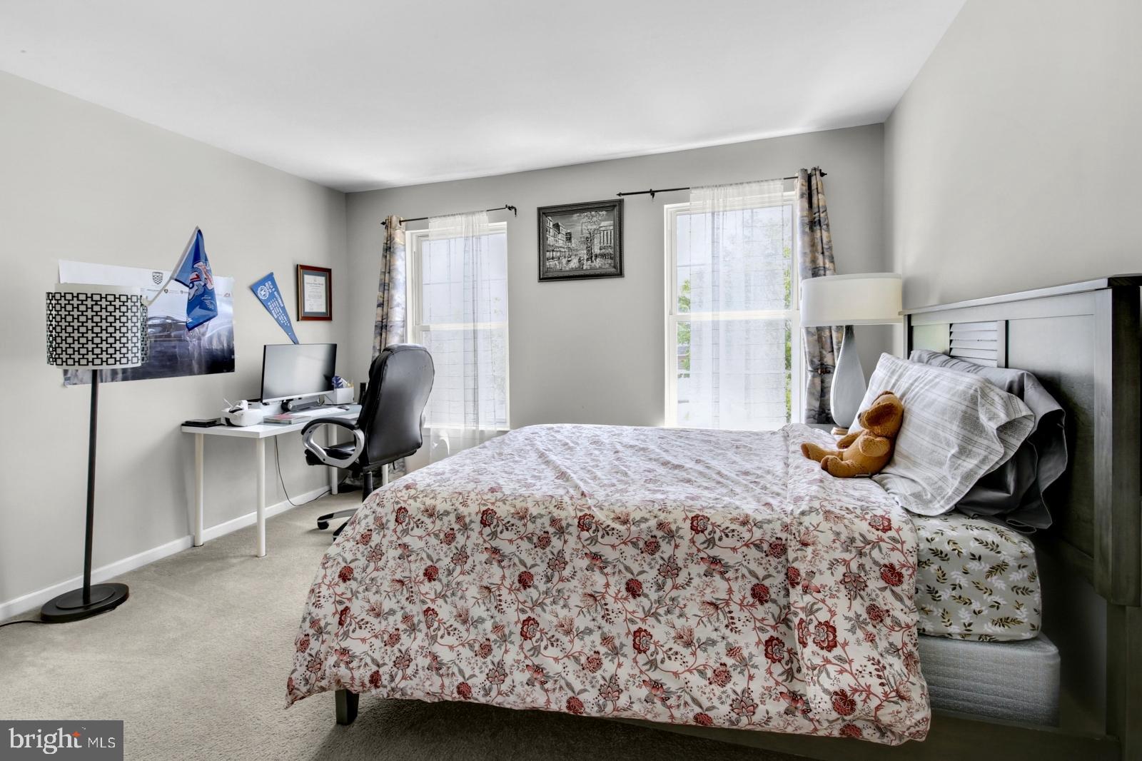 PACKER PARK - Residential Lease