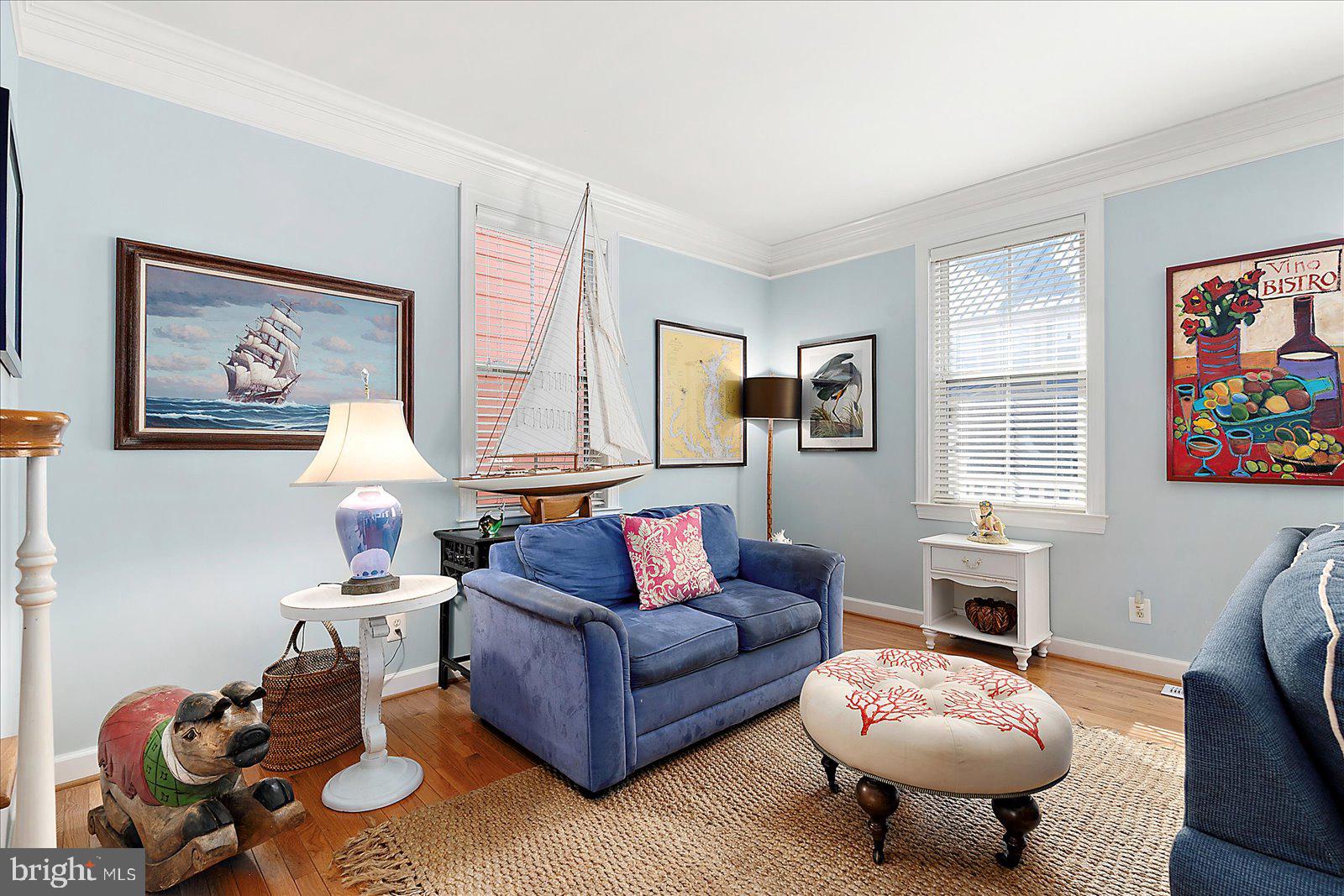 SUNSET ISLAND - Residential