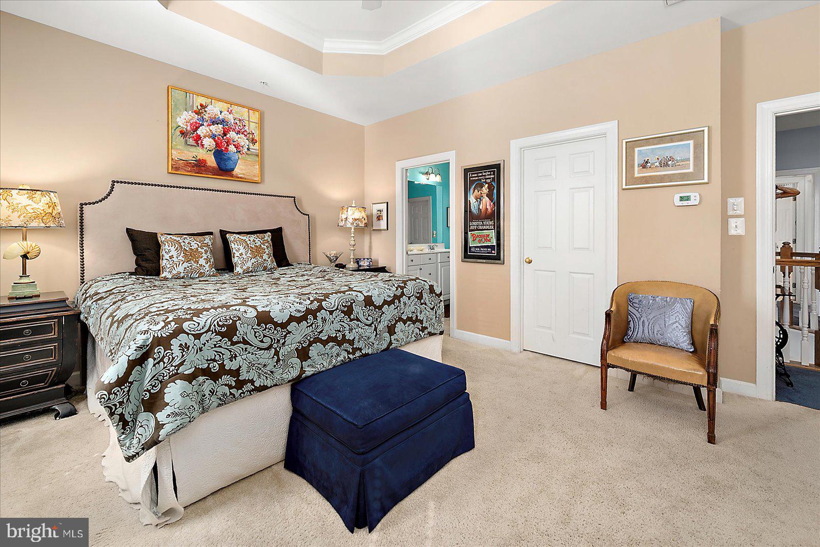 SUNSET ISLAND - Residential