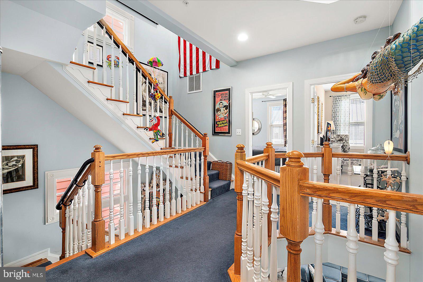 SUNSET ISLAND - Residential