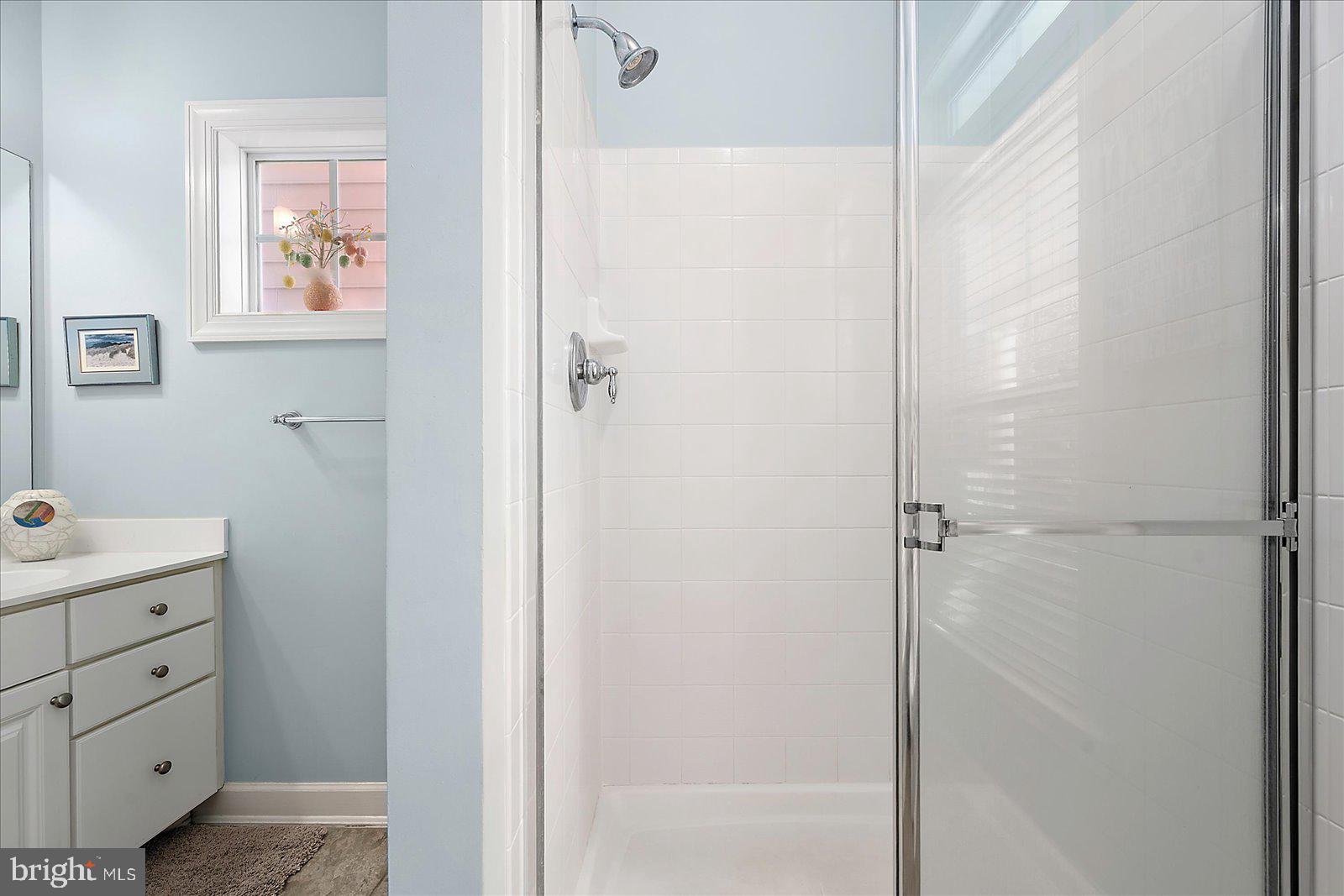 SUNSET ISLAND - Residential