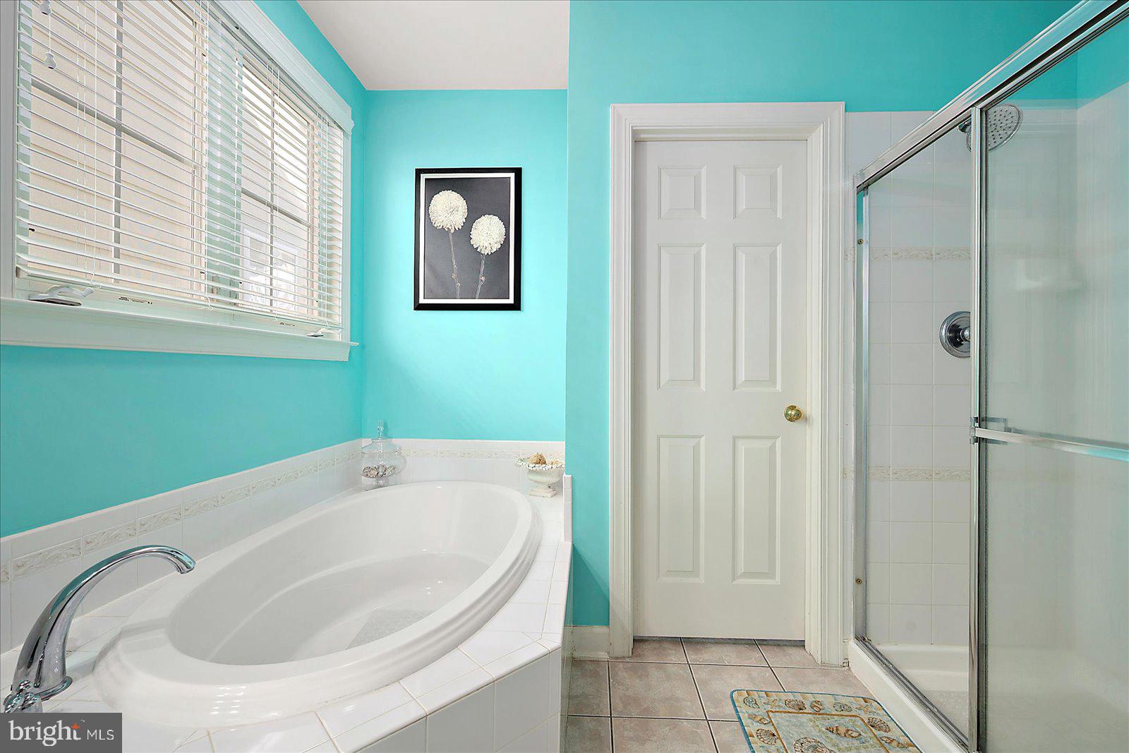 SUNSET ISLAND - Residential