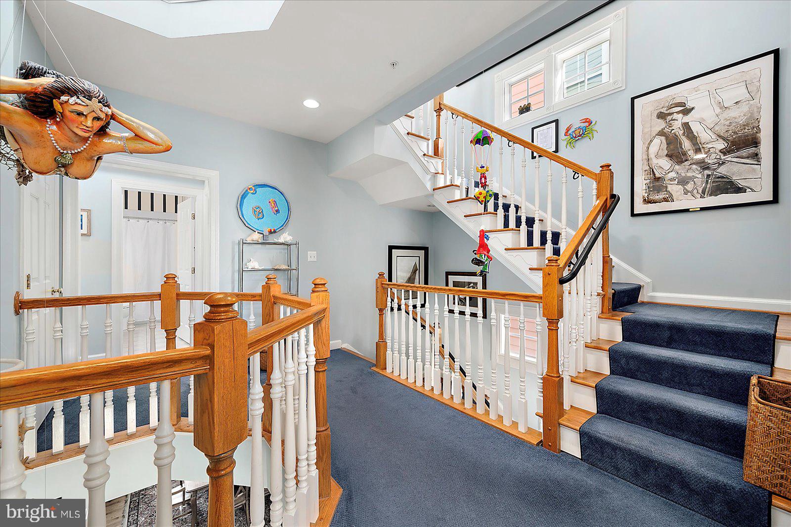 SUNSET ISLAND - Residential