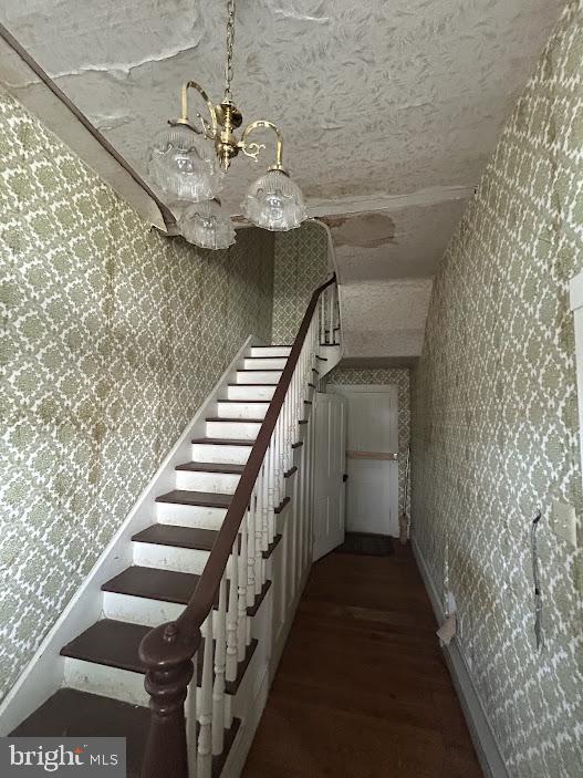 TOWN OF HEDGESVILLE - Residential