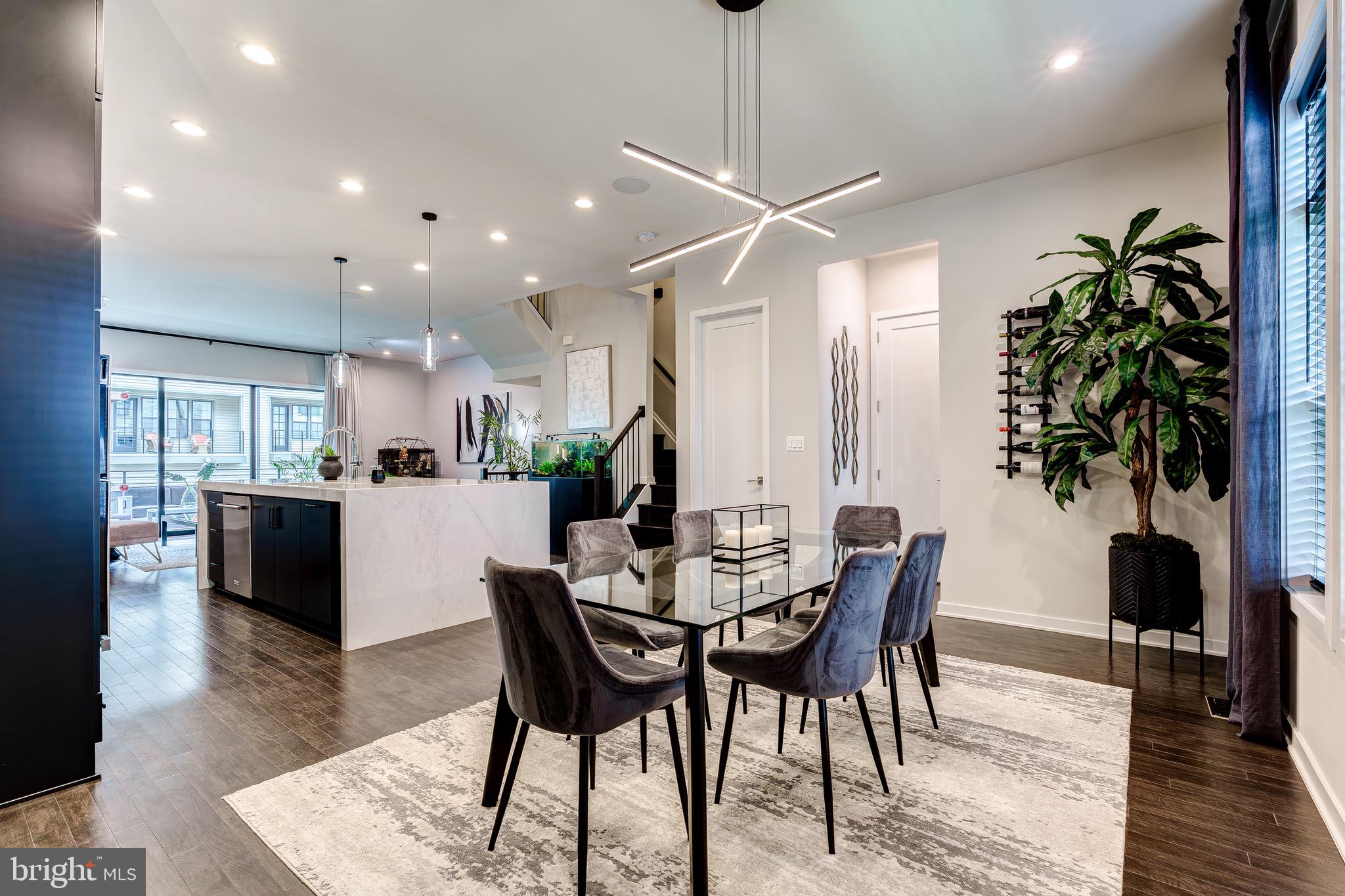 METRO WALK AT MOOREFIELD STATION - Residential