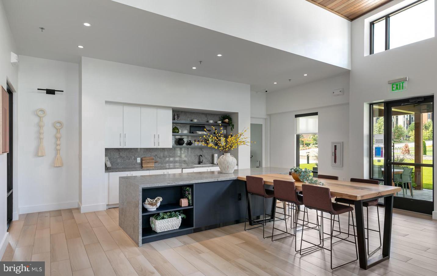 METRO WALK AT MOOREFIELD STATION - Residential