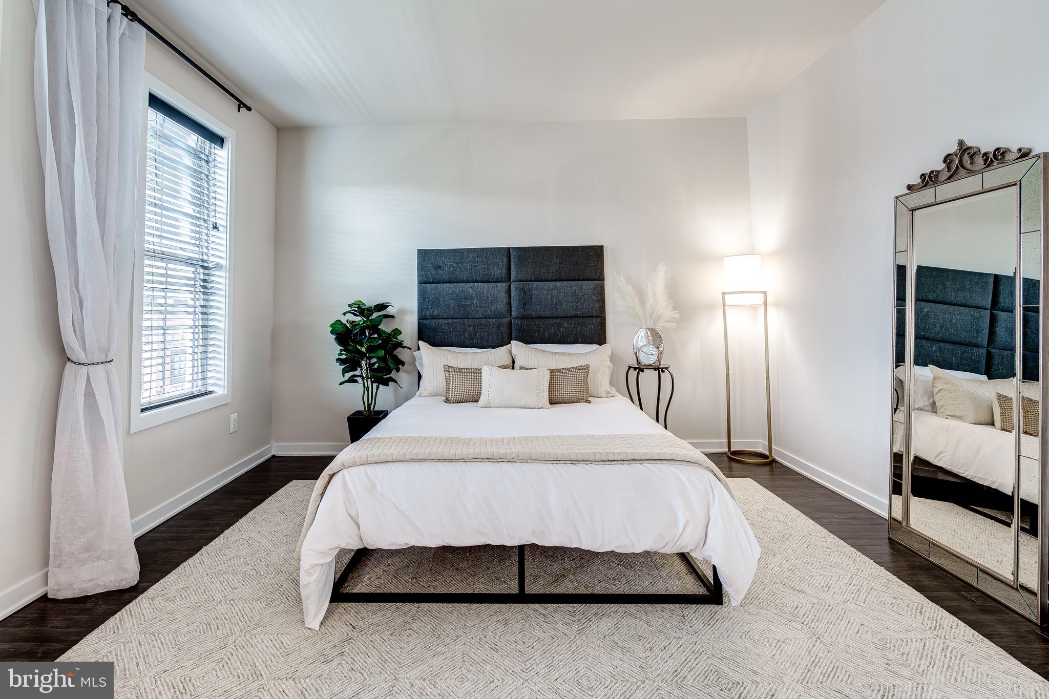 METRO WALK AT MOOREFIELD STATION - Residential