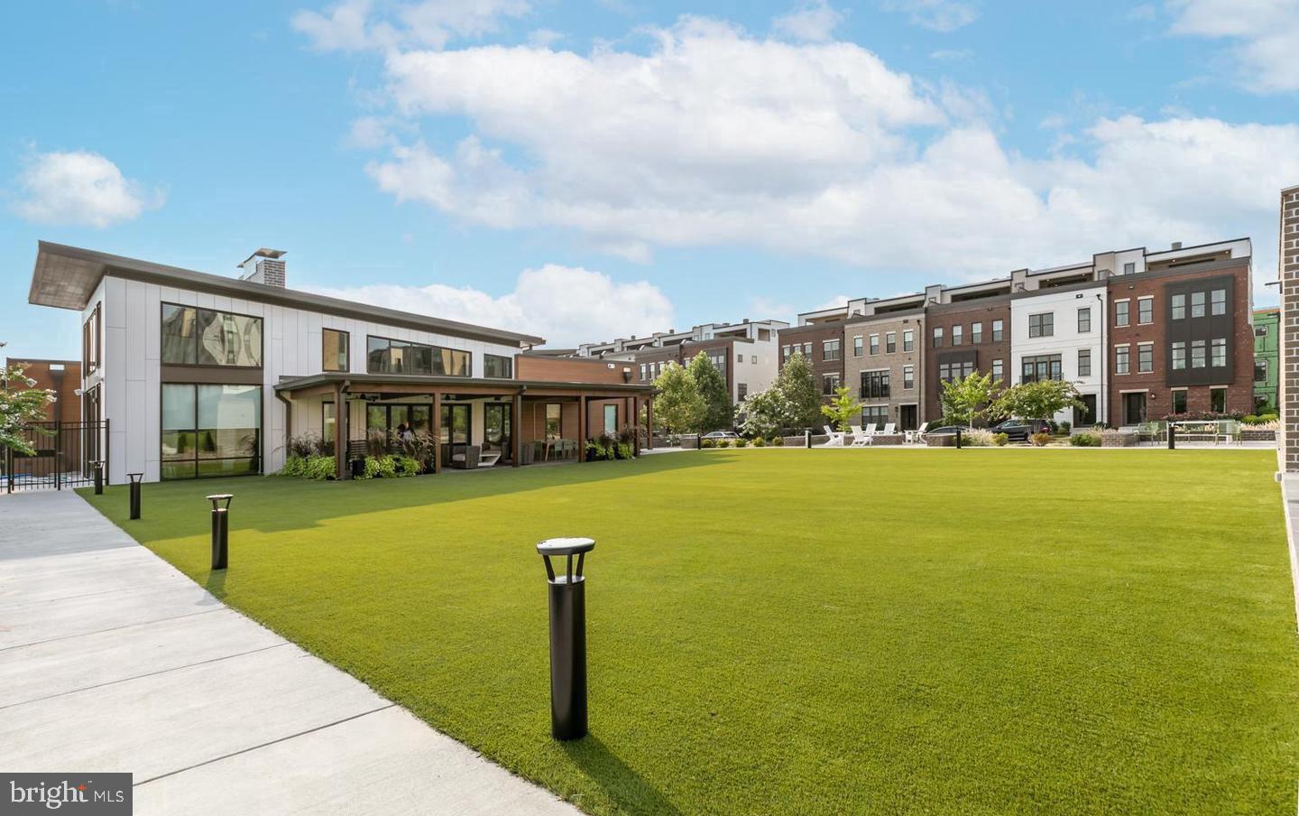 METRO WALK AT MOOREFIELD STATION - Residential