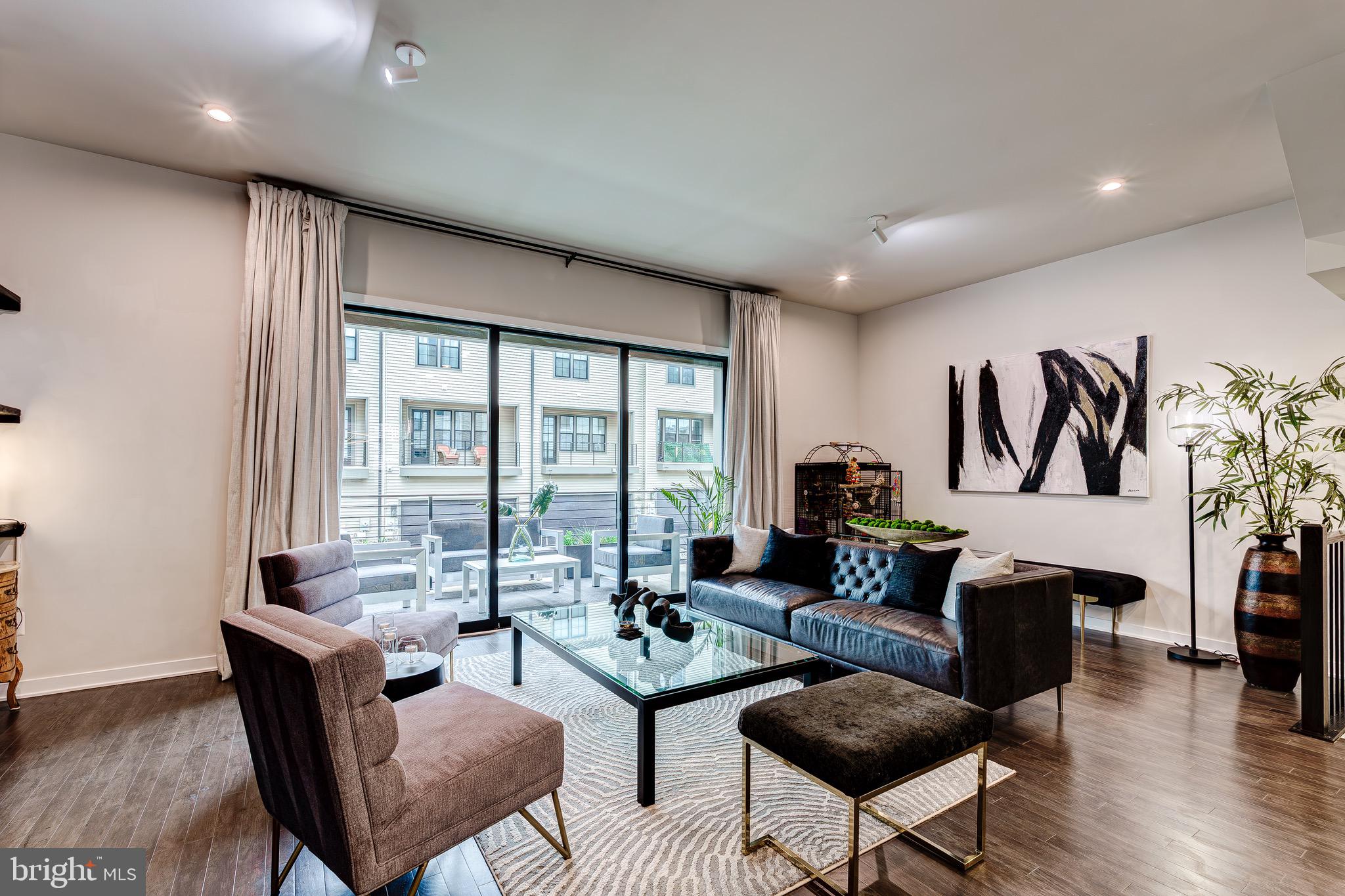 METRO WALK AT MOOREFIELD STATION - Residential