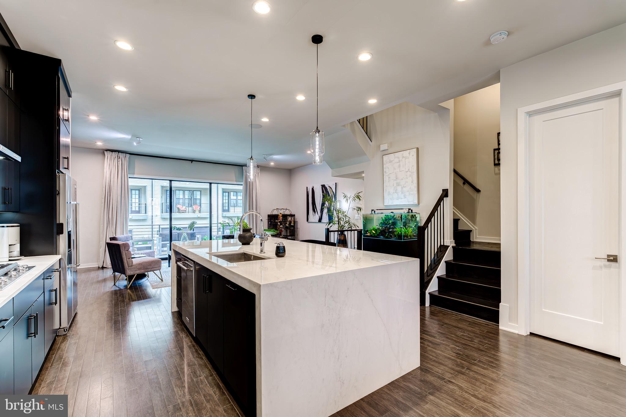 METRO WALK AT MOOREFIELD STATION - Residential