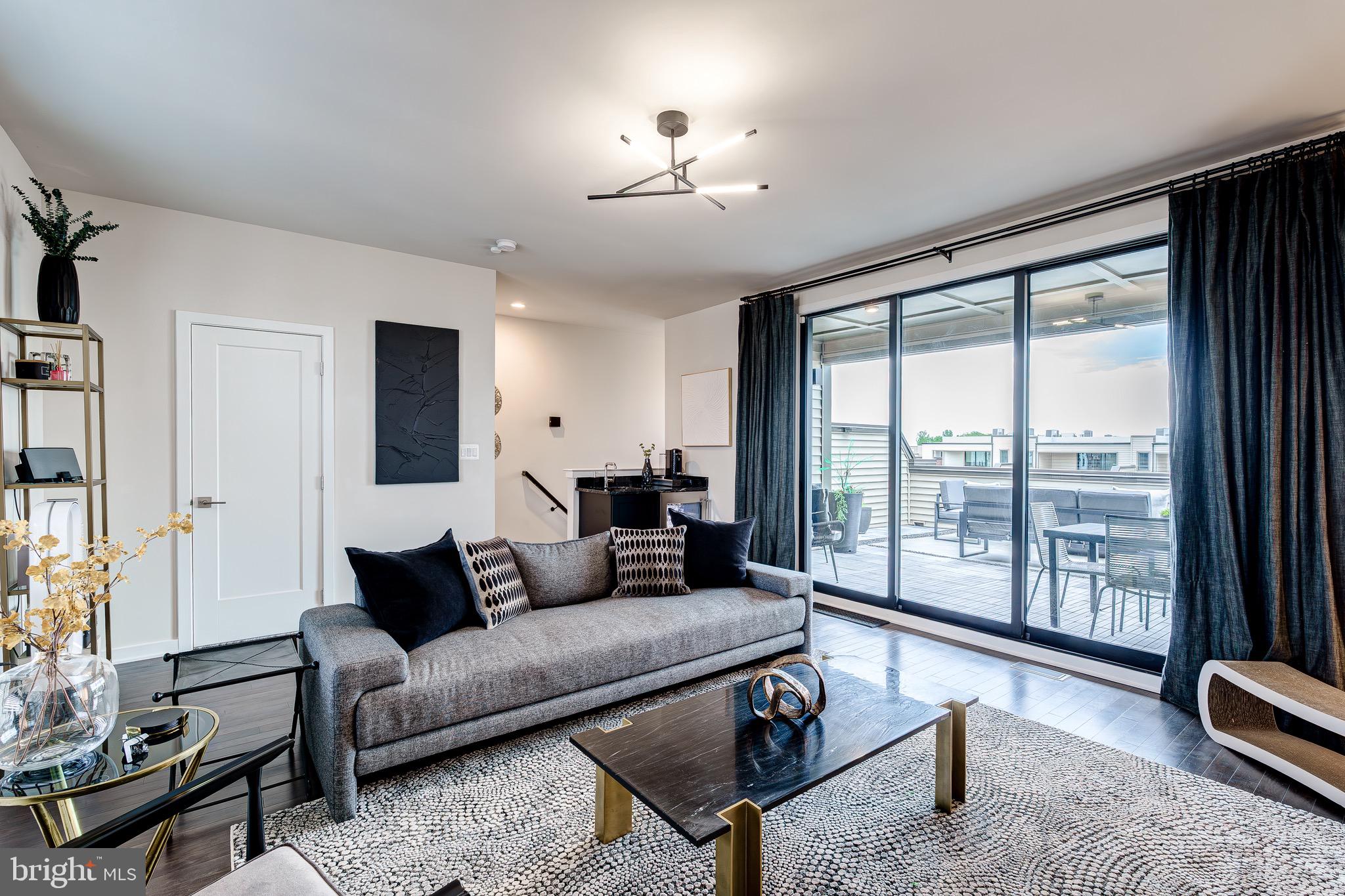 METRO WALK AT MOOREFIELD STATION - Residential