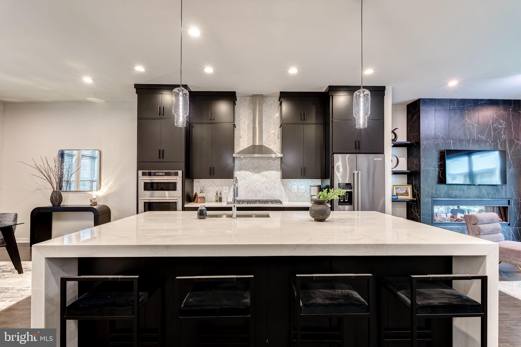 METRO WALK AT MOOREFIELD STATION - Residential