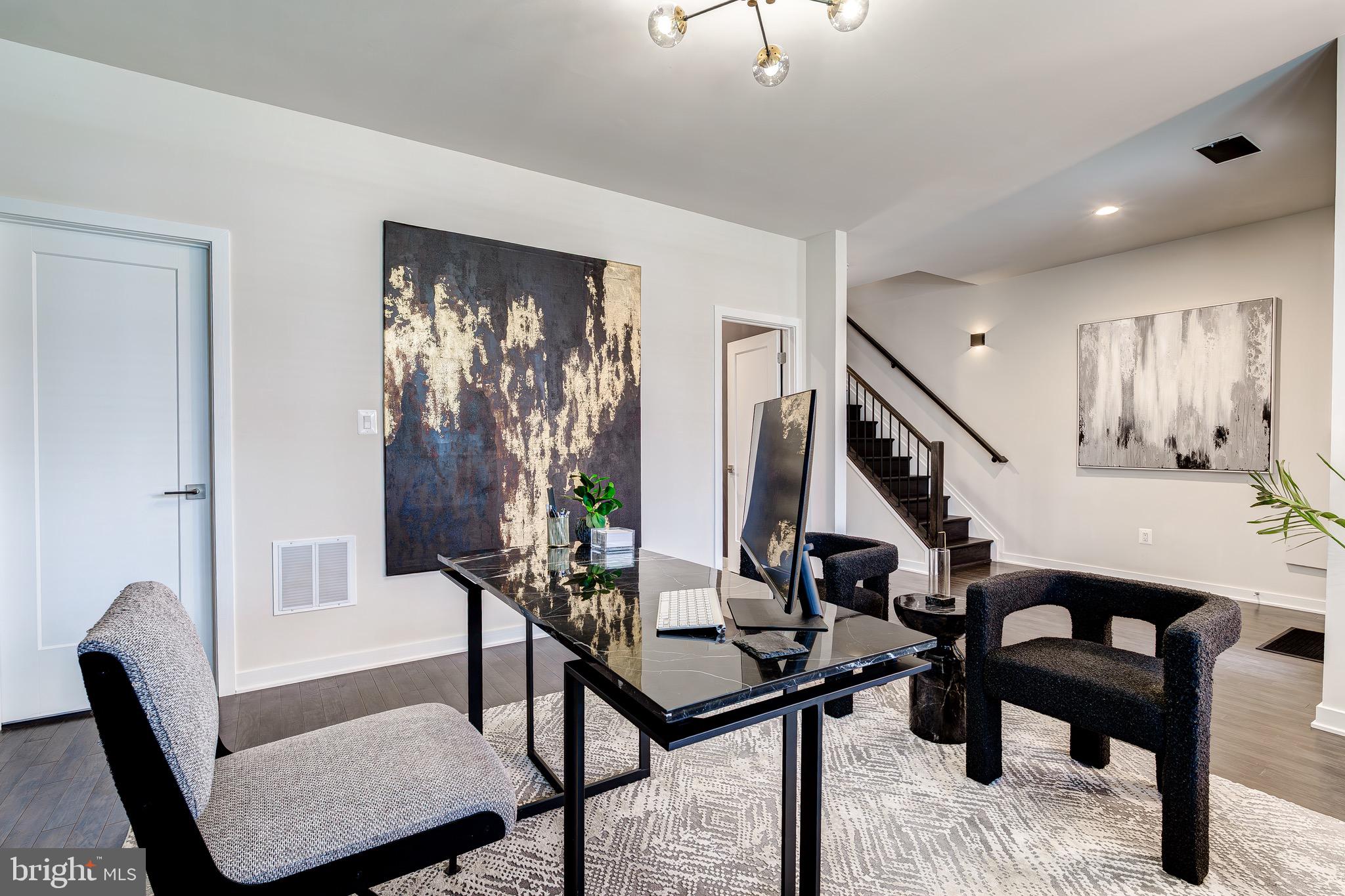 METRO WALK AT MOOREFIELD STATION - Residential