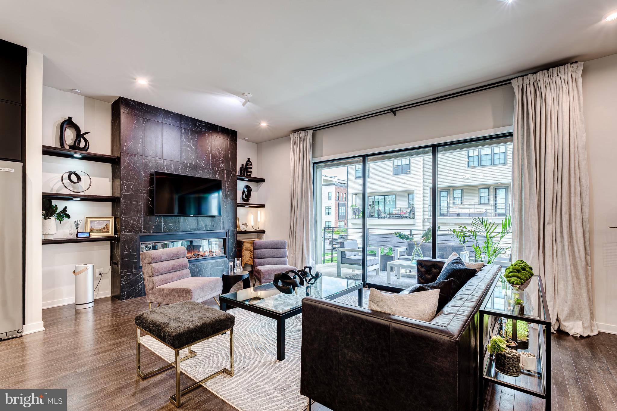 METRO WALK AT MOOREFIELD STATION - Residential