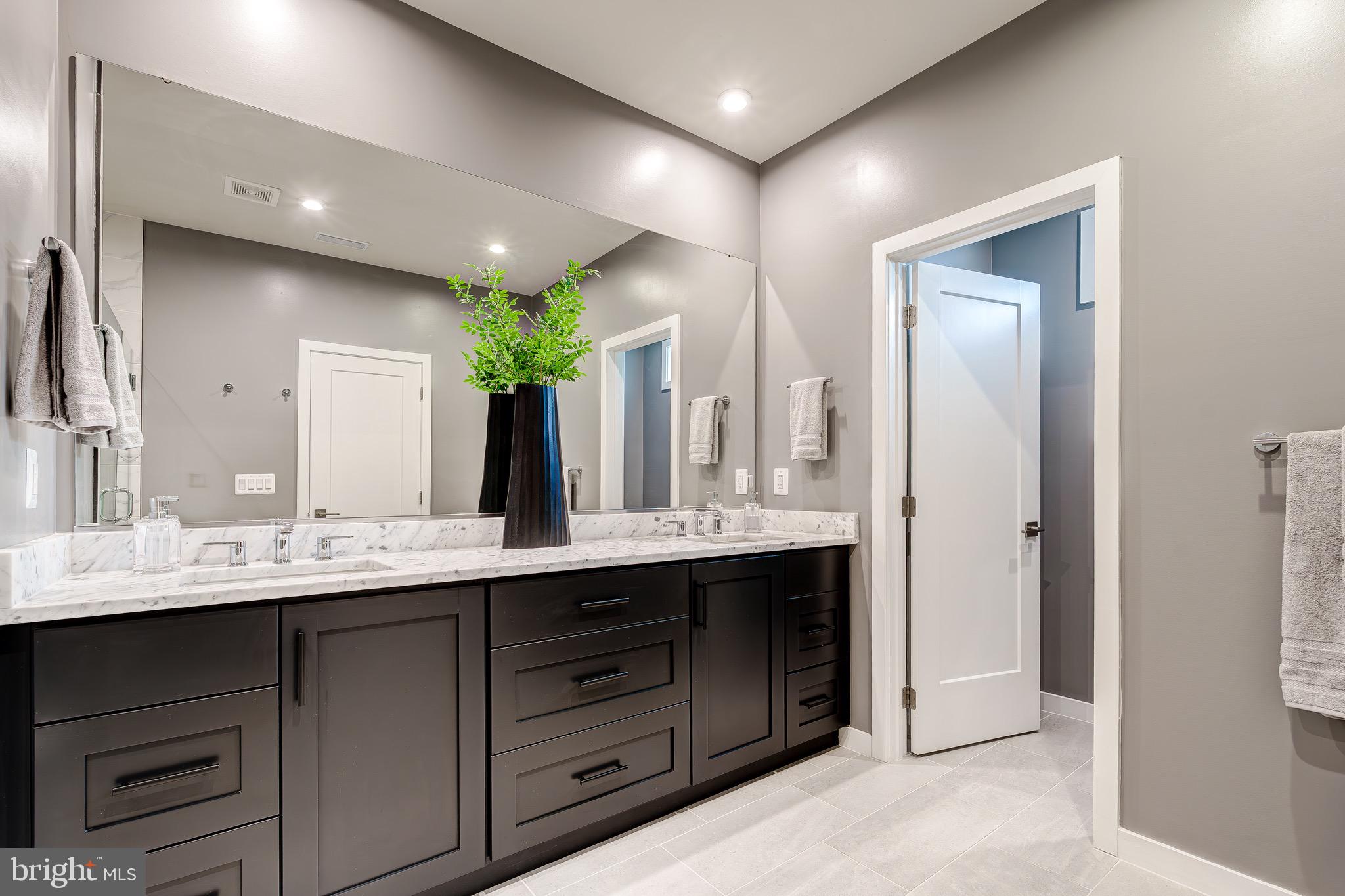 METRO WALK AT MOOREFIELD STATION - Residential